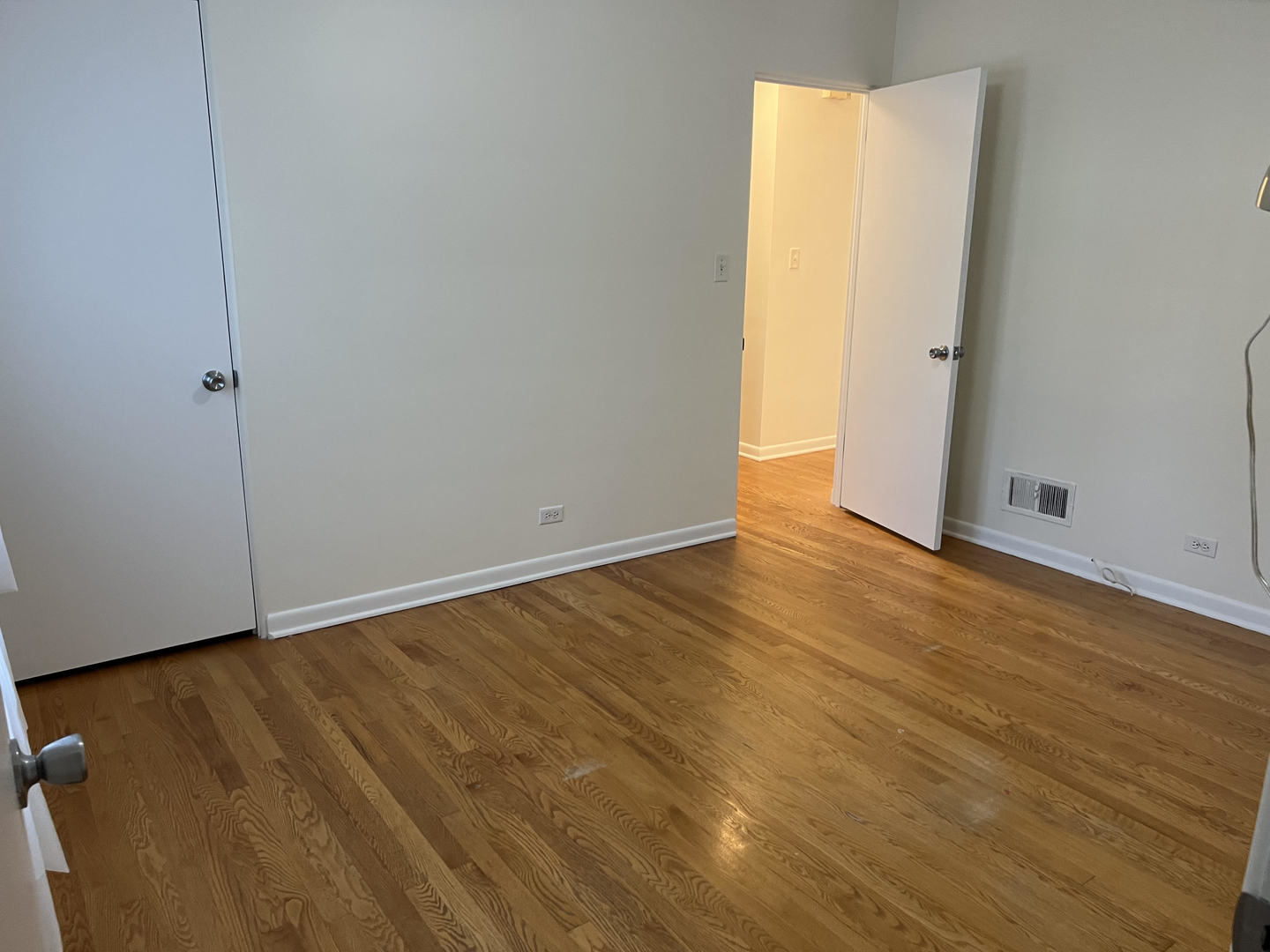 135 N Myrtle Avenue, Elmhurst, IL 60126