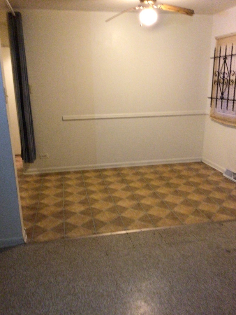 110 W 150th Street, Harvey, IL 60426