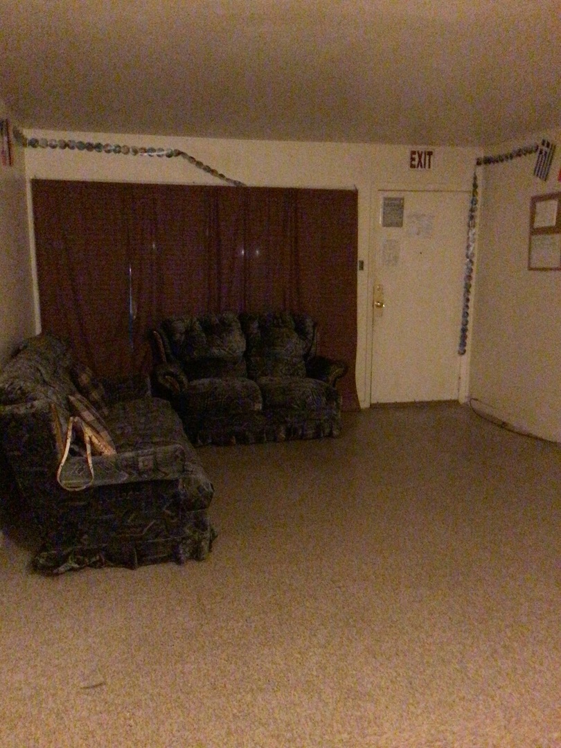 110 W 150th Street, Harvey, IL 60426