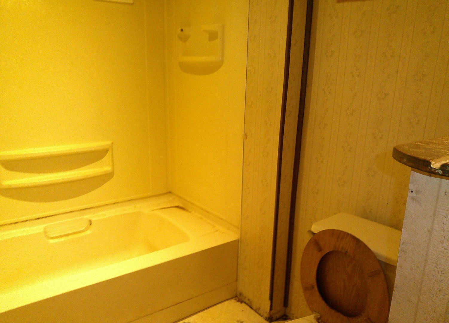 701 S Cain Street, Clinton, IL 61727