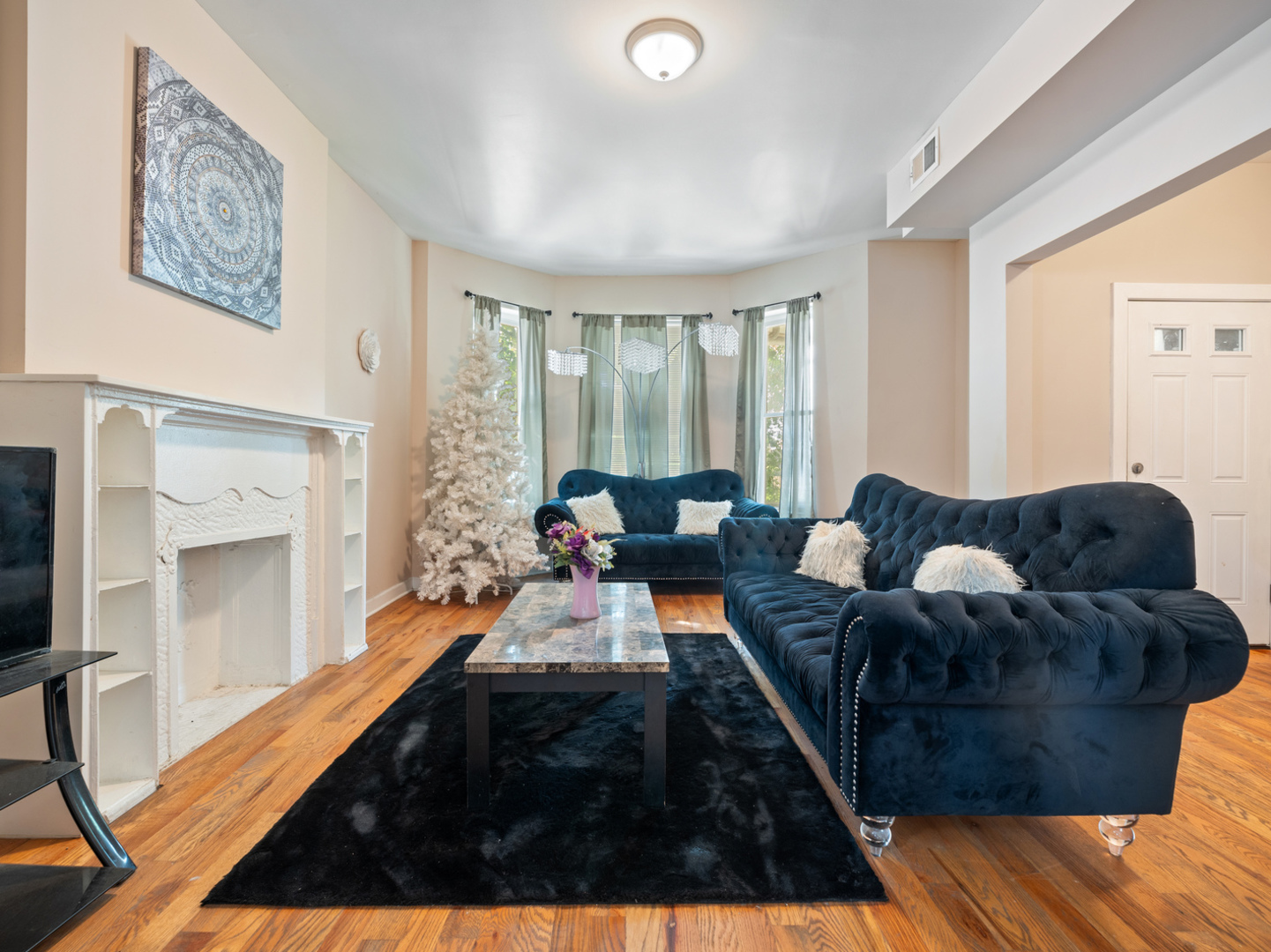 4200 W Wilcox Street, Chicago, IL 60624