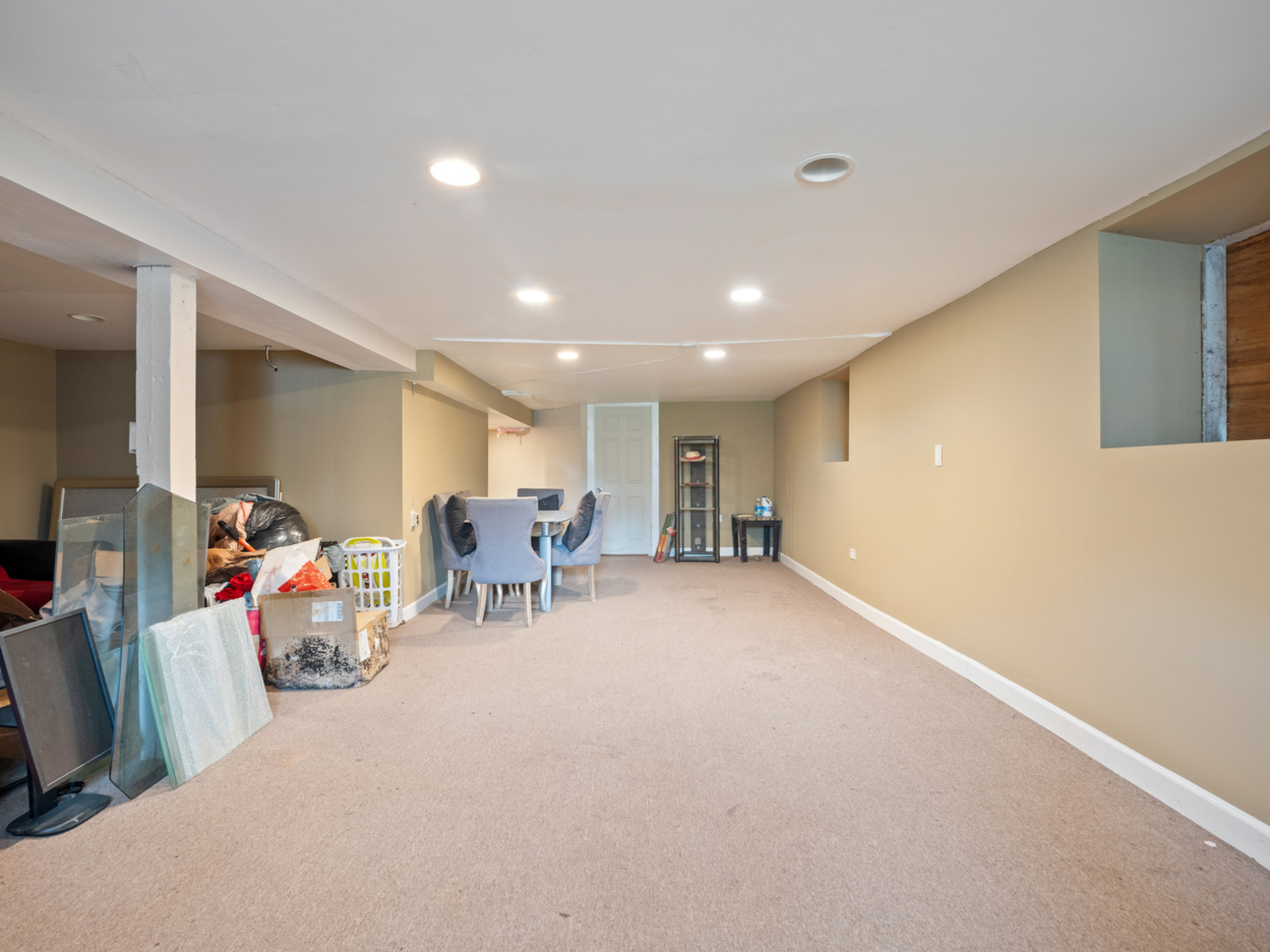 4200 W Wilcox Street, Chicago, IL 60624
