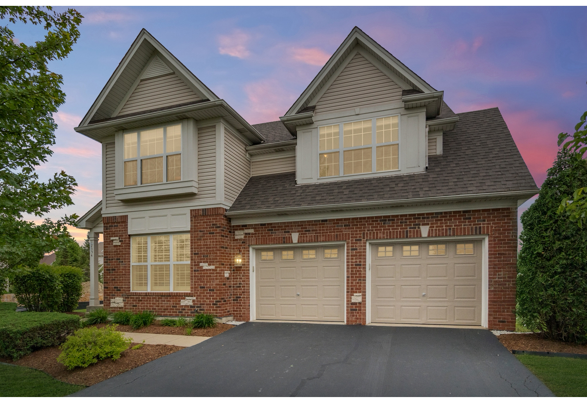 12354 S Blue Water Parkway, Plainfield, IL 60585