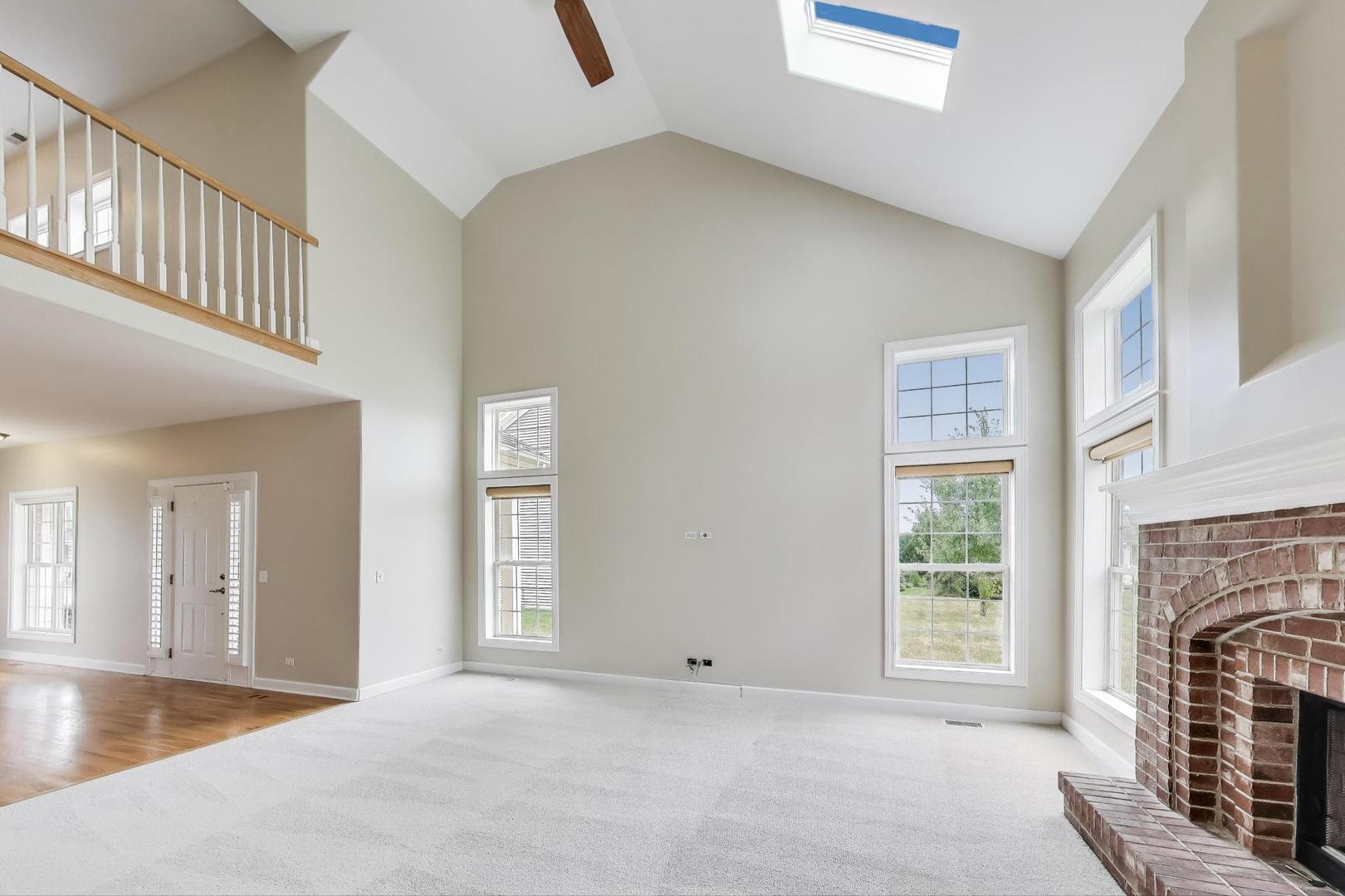 12354 S Blue Water Parkway, Plainfield, IL 60585