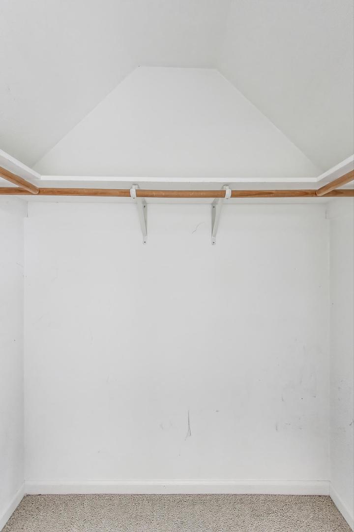 12354 S Blue Water Parkway, Plainfield, IL 60585