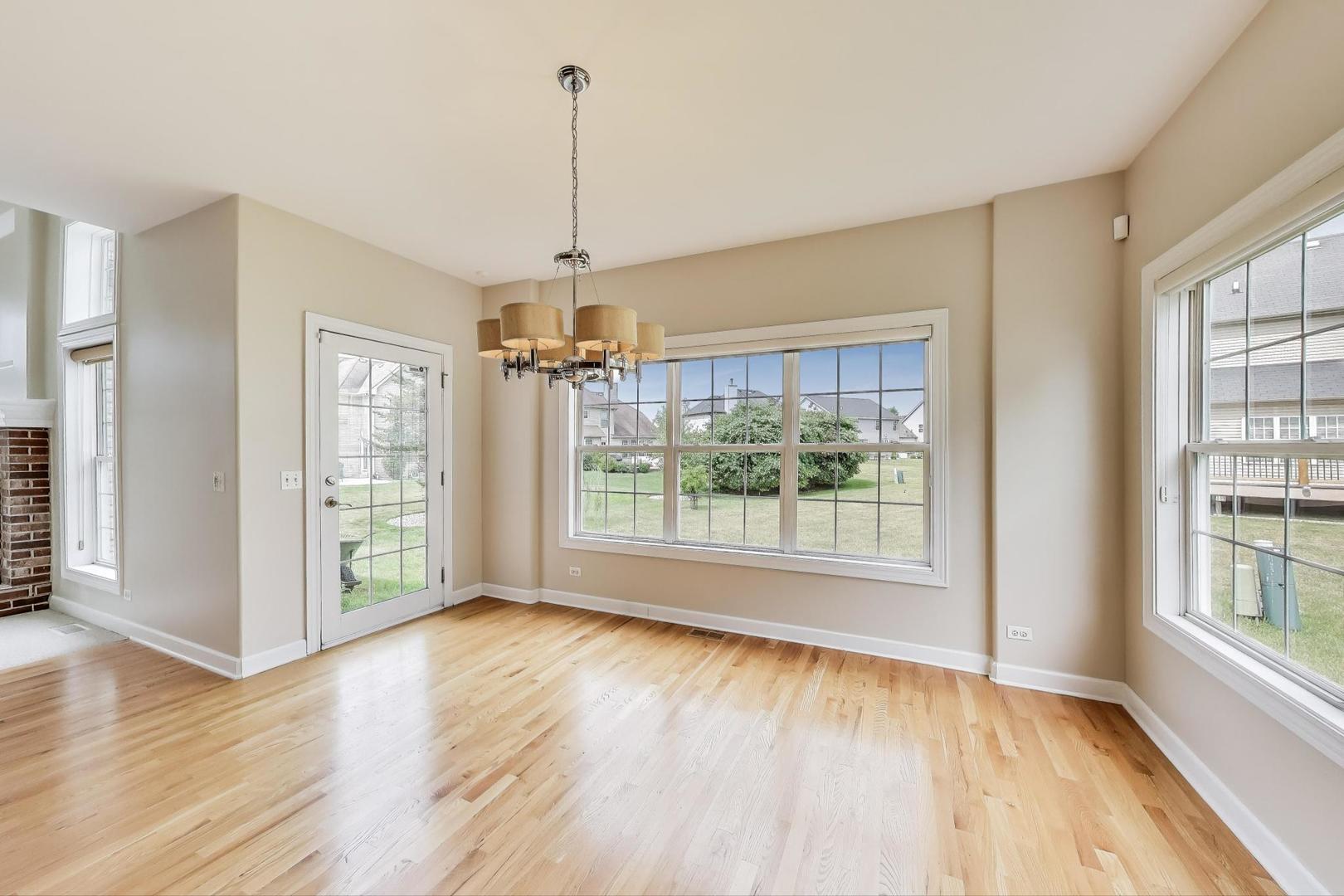 12354 S Blue Water Parkway, Plainfield, IL 60585