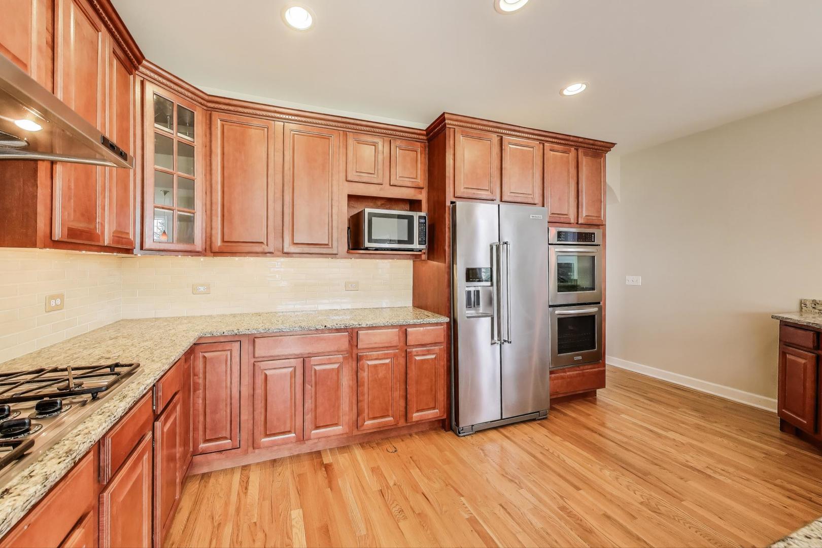 12354 S Blue Water Parkway, Plainfield, IL 60585