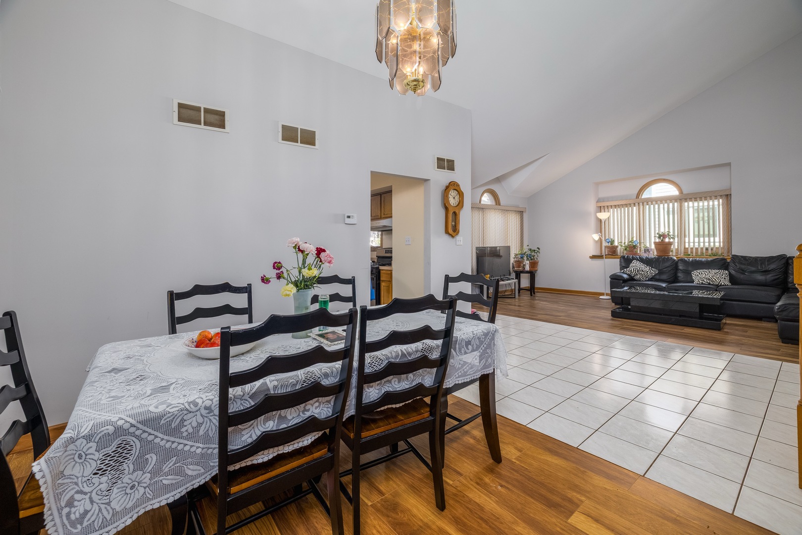 16231 Lake Villa Avenue, Tinley Park, IL 60477