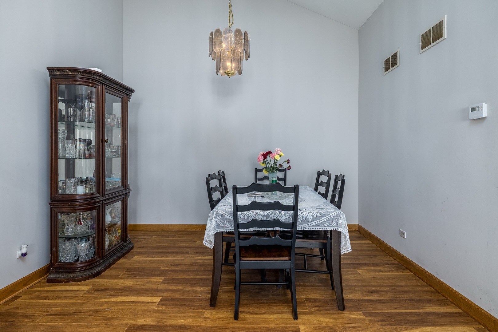 16231 Lake Villa Avenue, Tinley Park, IL 60477