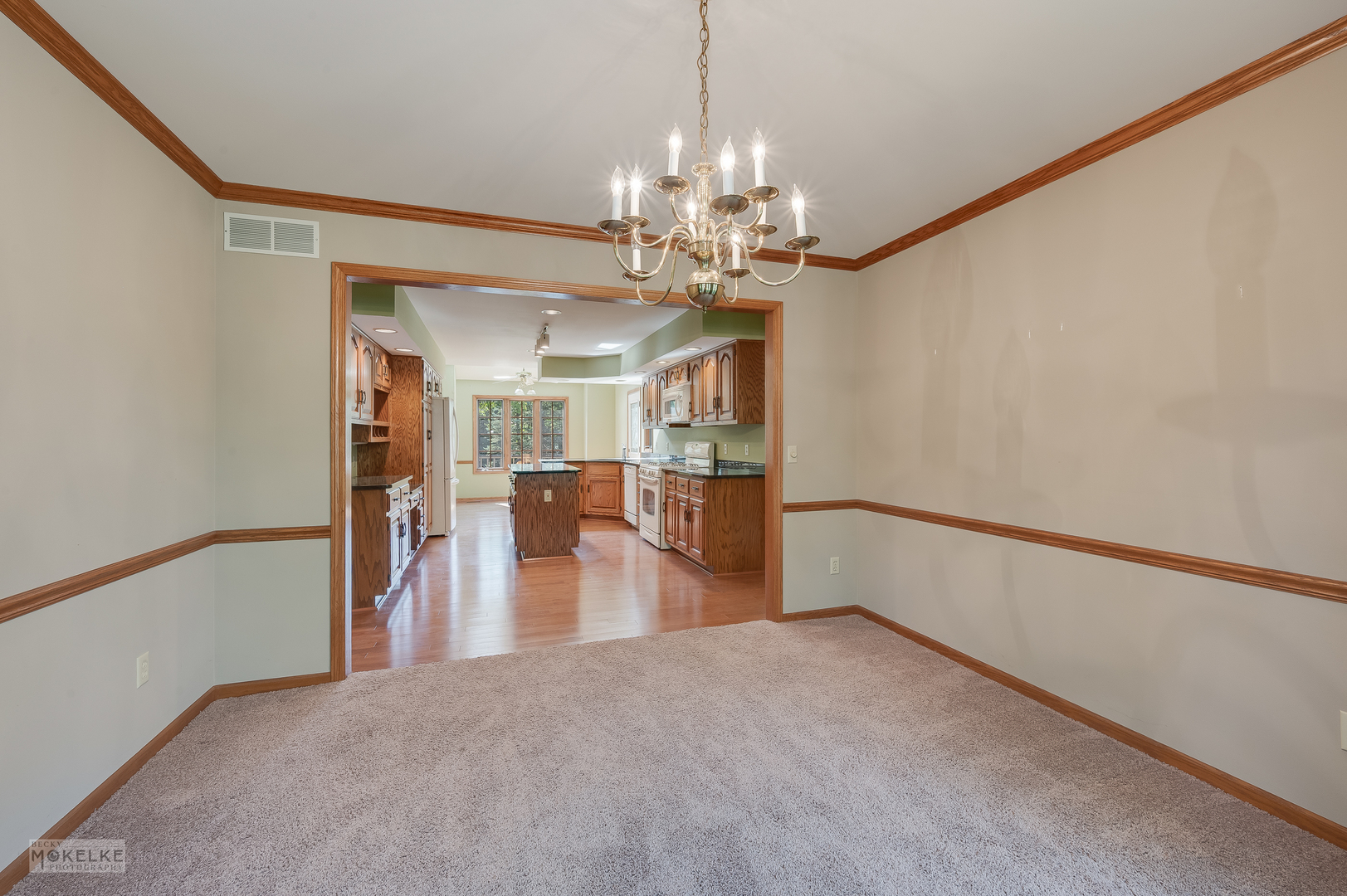 20 Ottawa Court, Oswego, IL 60543