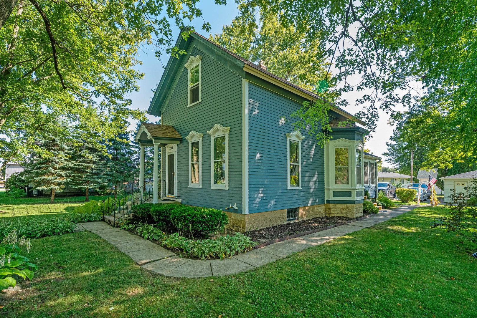 204 Lincoln Avenue, Big Rock, IL 60511