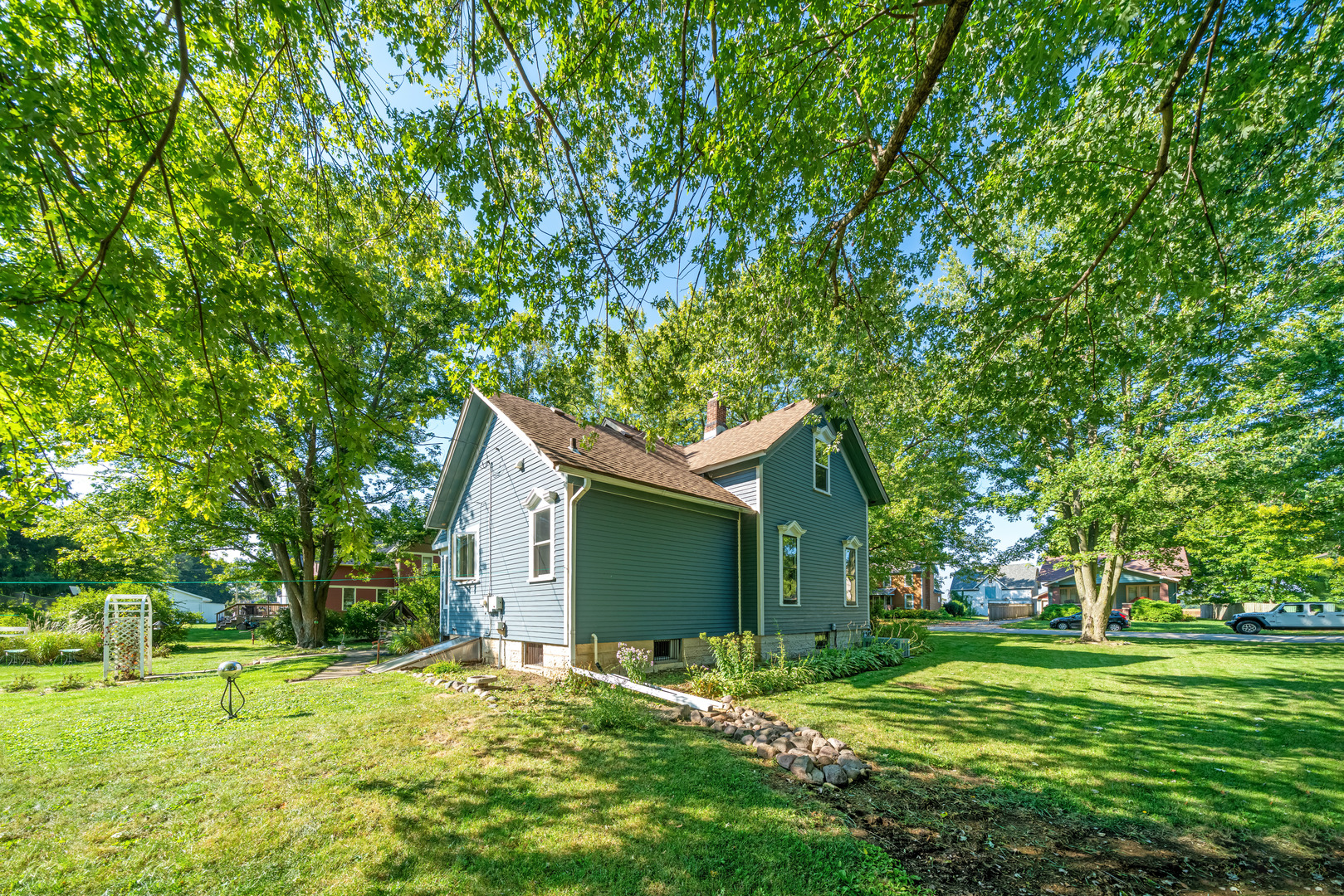 204 Lincoln Avenue, Big Rock, IL 60511