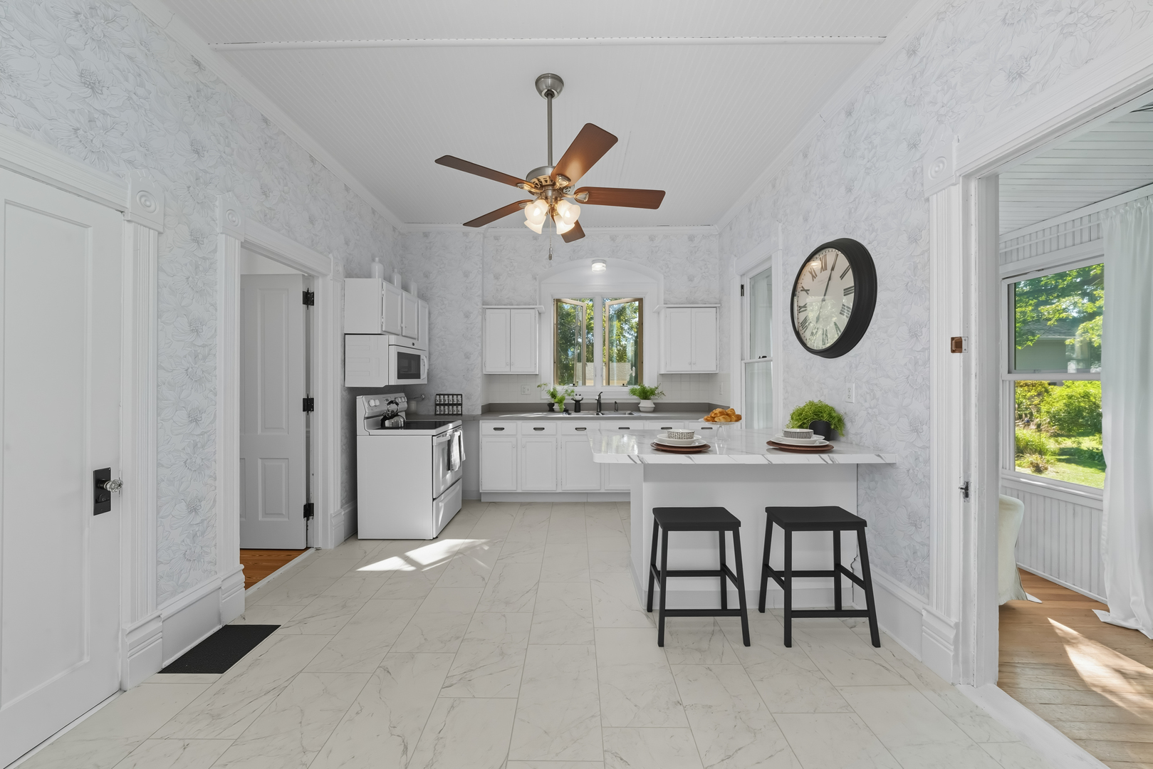 204 Lincoln Avenue, Big Rock, IL 60511