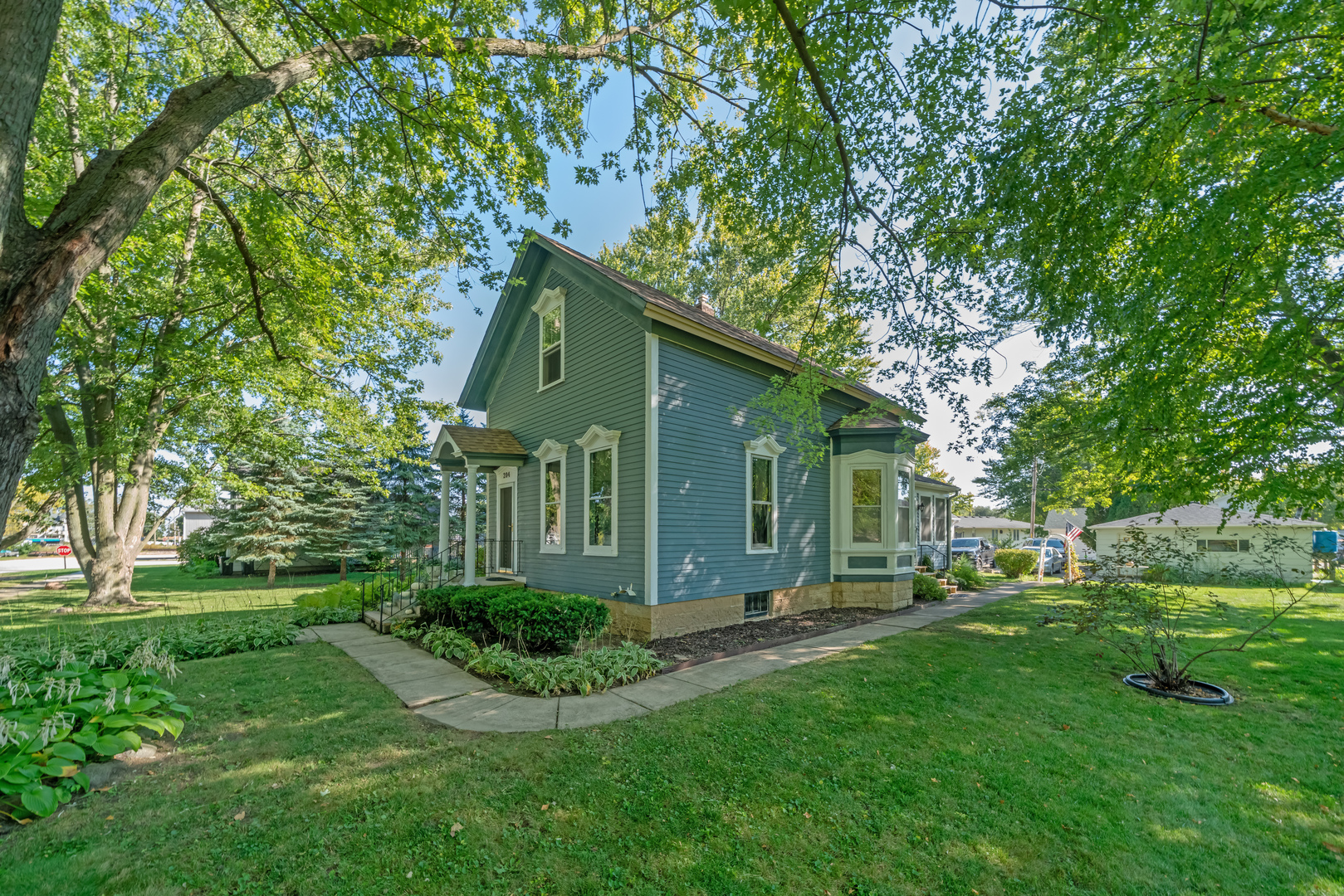 204 Lincoln Avenue, Big Rock, IL 60511