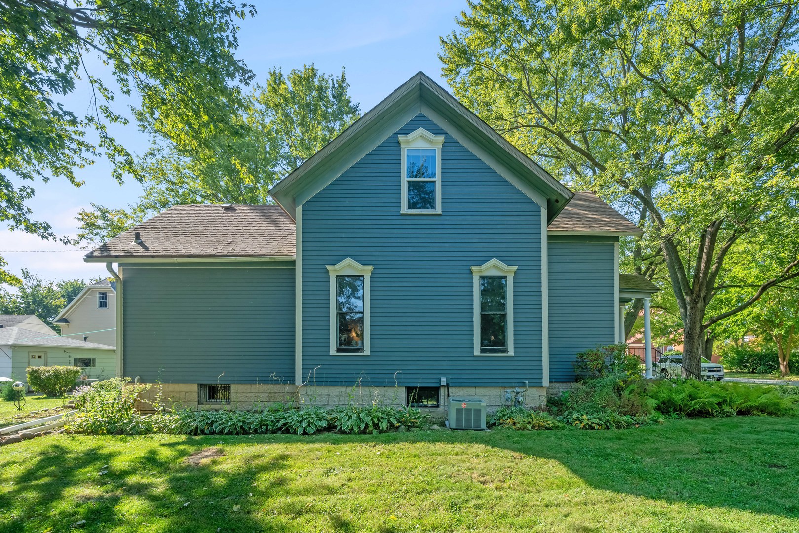 204 Lincoln Avenue, Big Rock, IL 60511