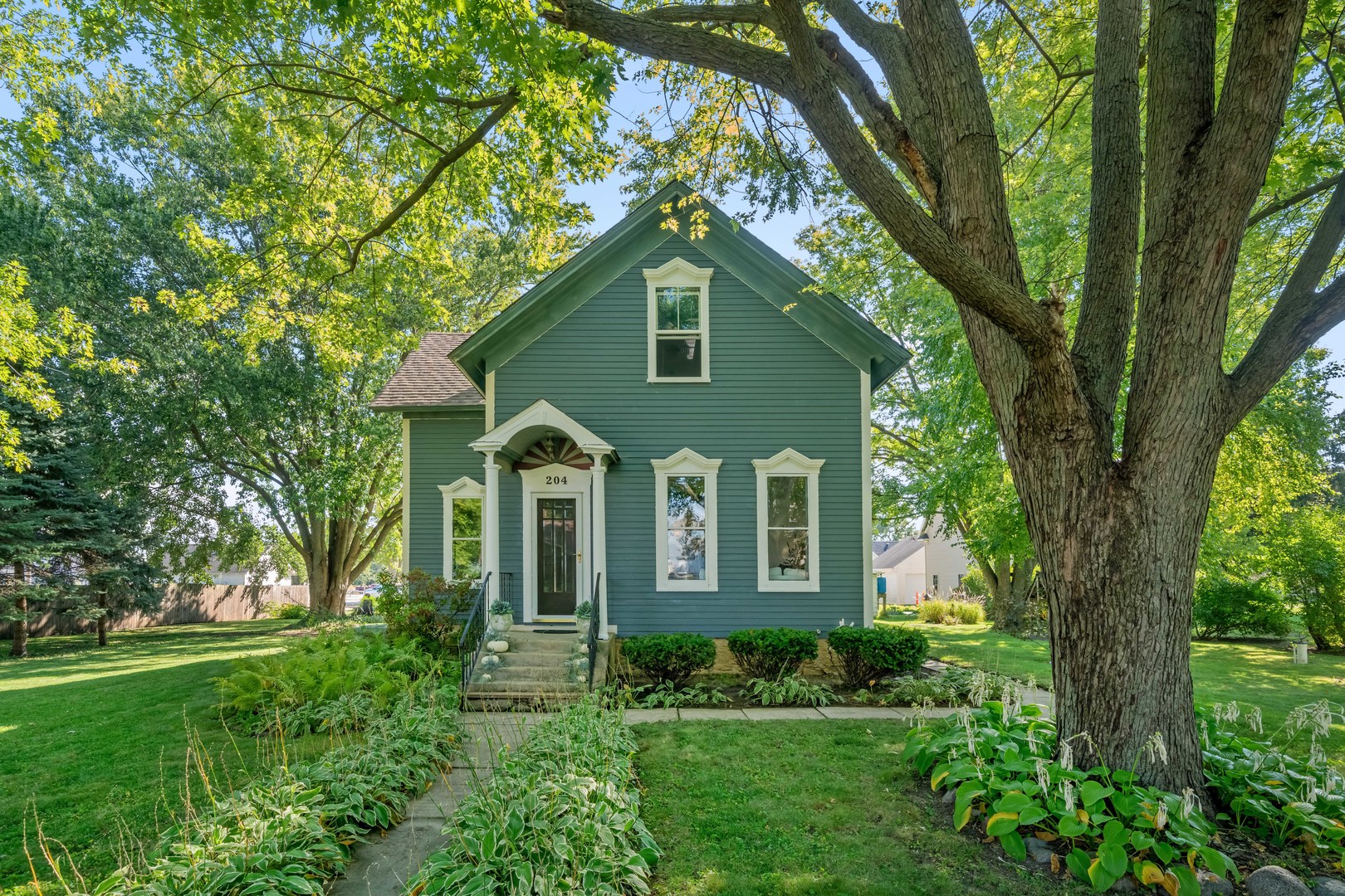 204 Lincoln Avenue, Big Rock, IL 60511