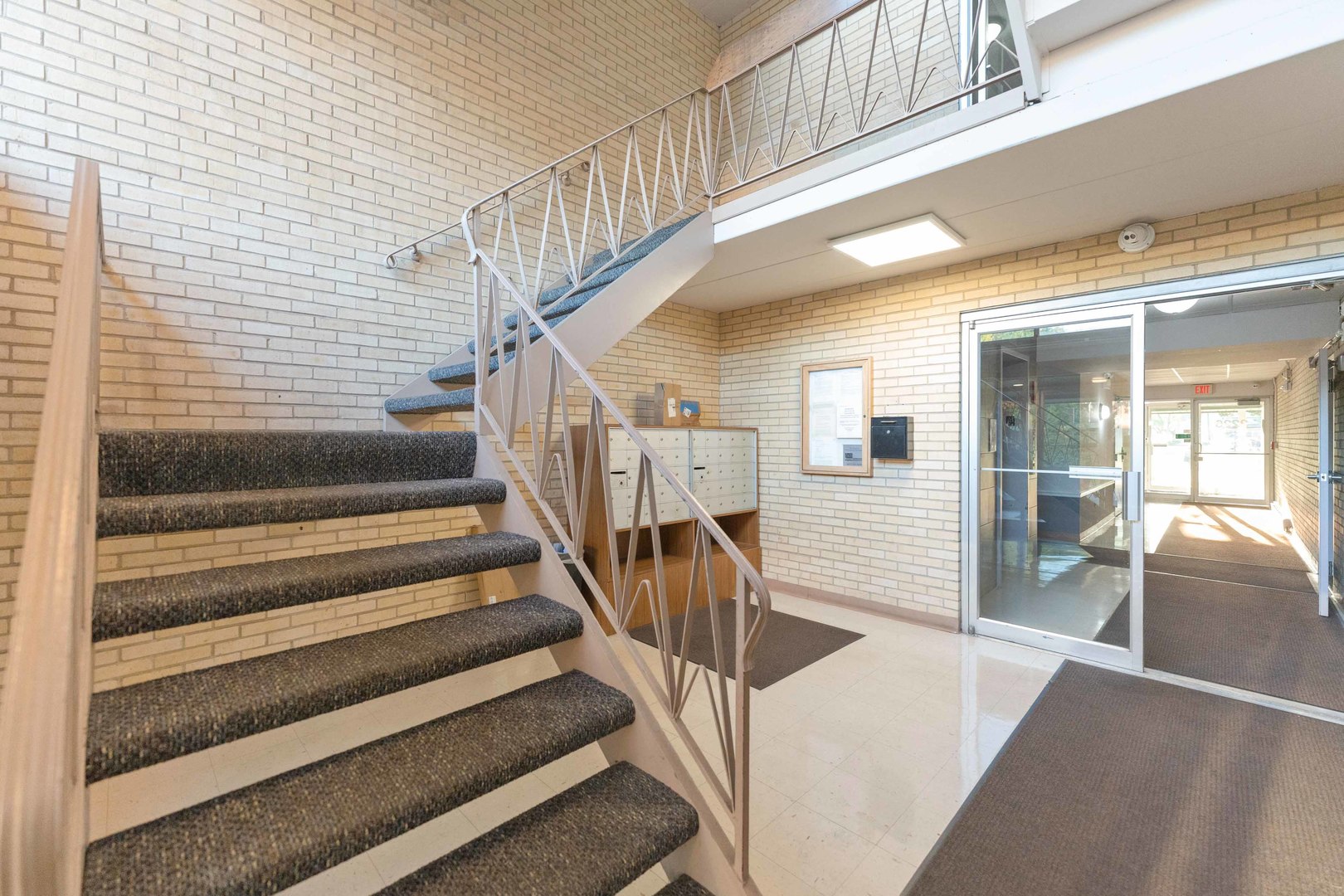 2226 S Goebbert Road #365, Arlington Heights, IL 60005