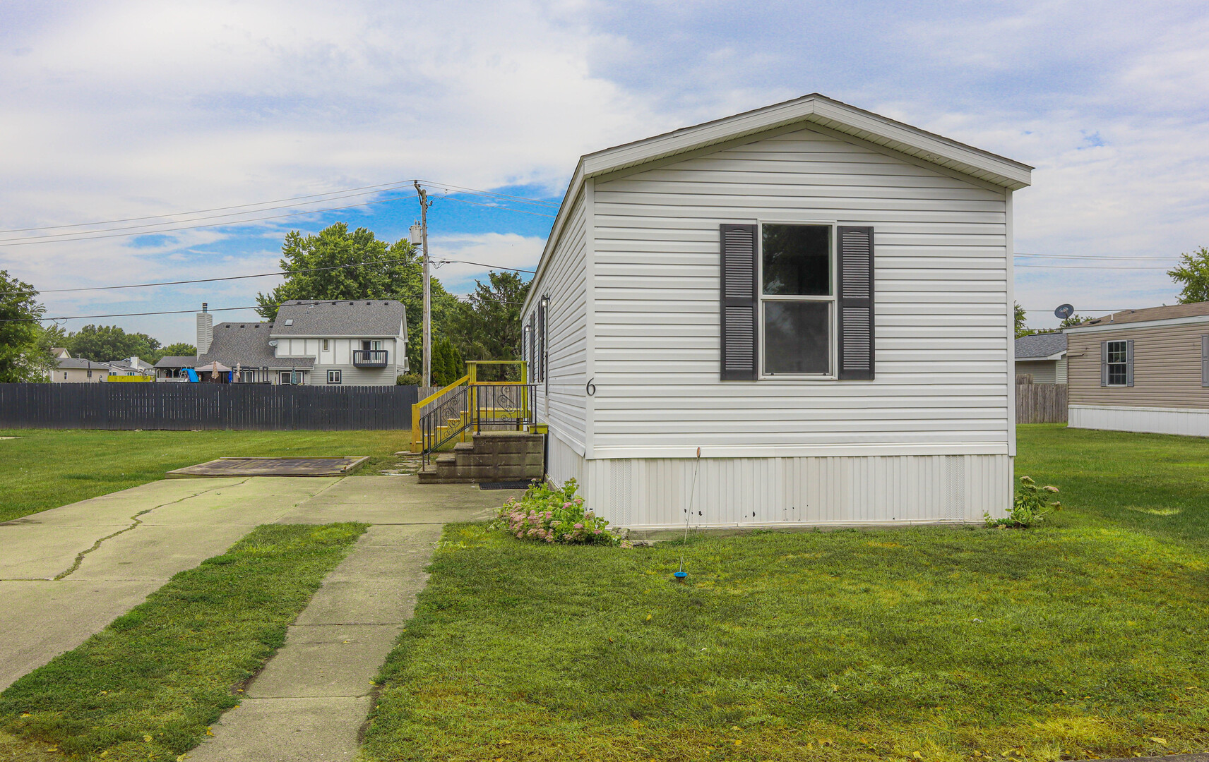 6 Countryside Estates, Sandwich, IL 60548