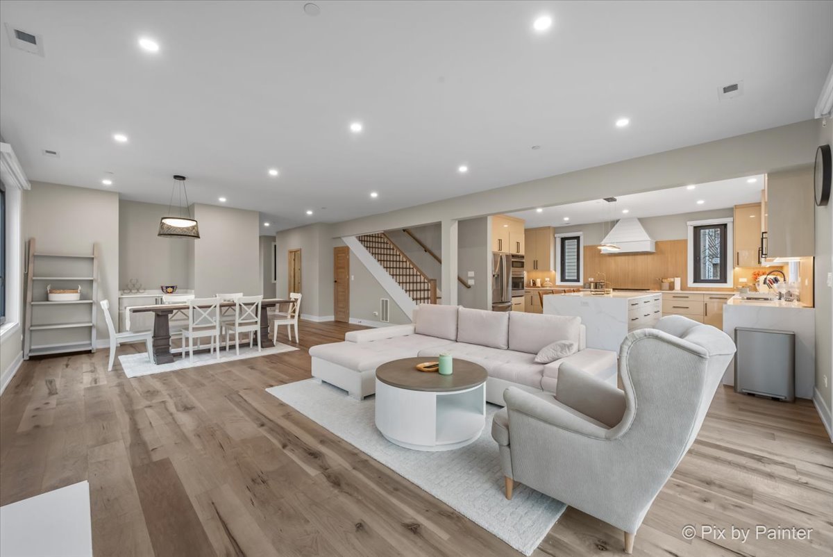 154 Oak Street, Lake Zurich, IL 60047