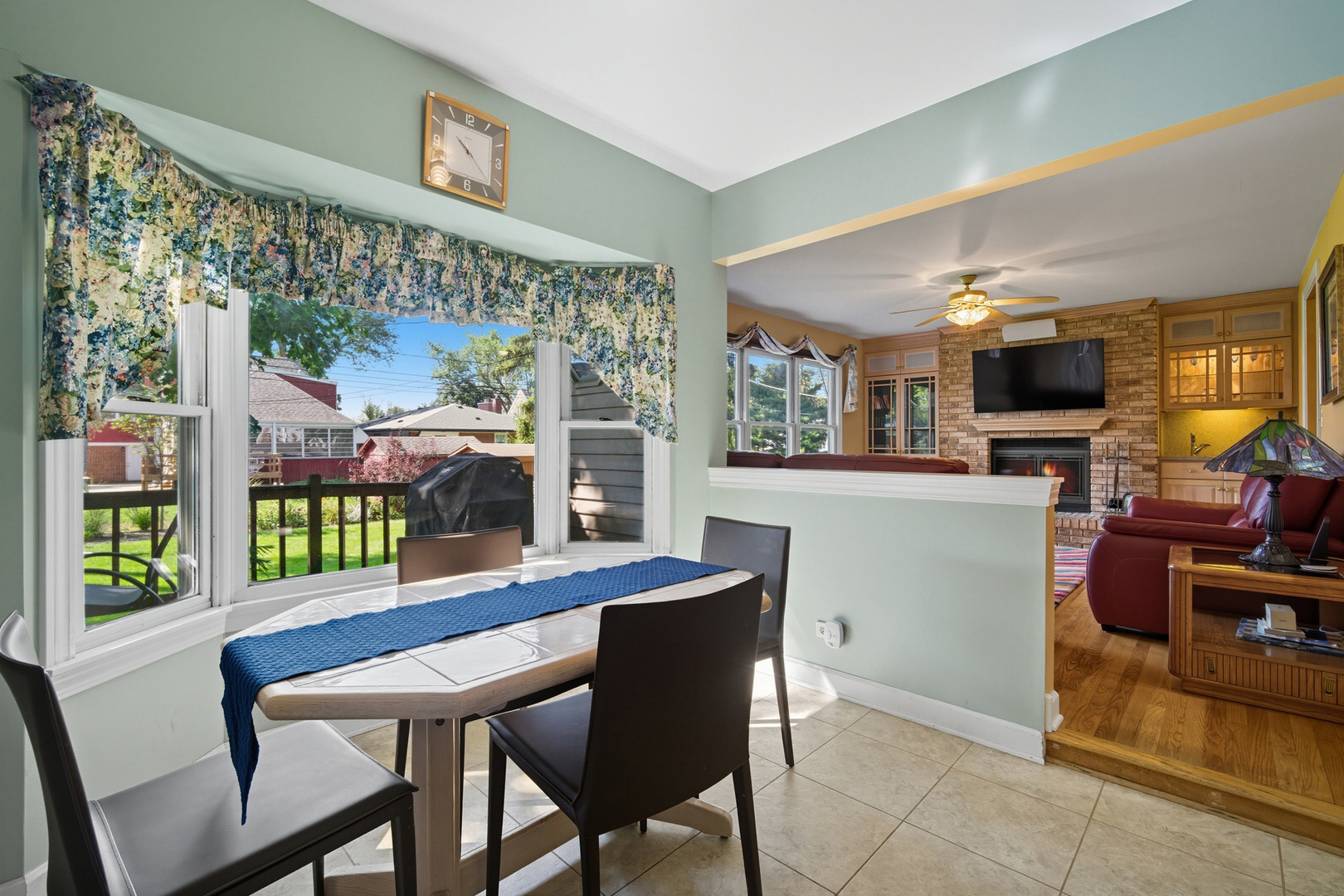 1015 Arthur Street, Park Ridge, IL 60068