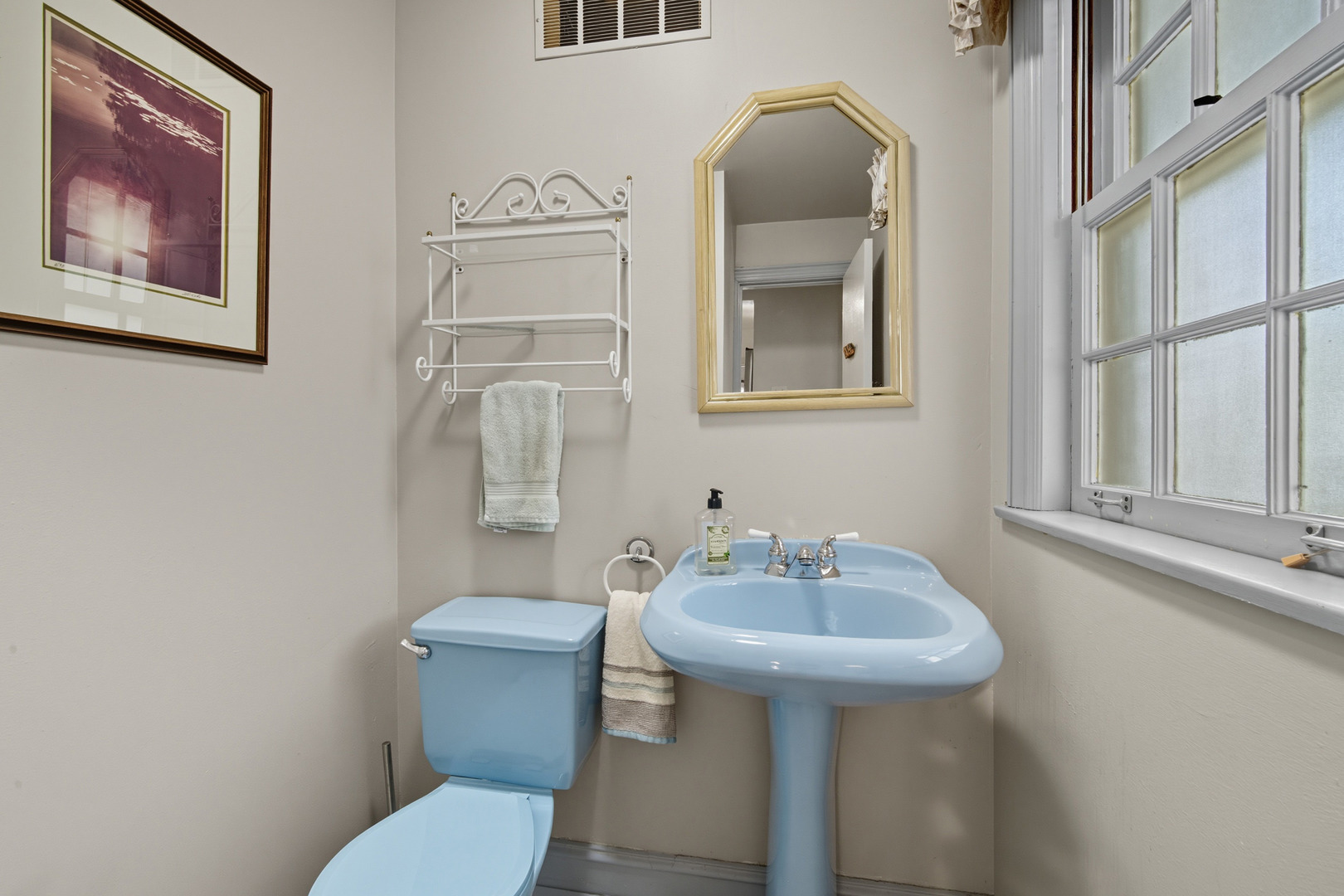 1015 Arthur Street, Park Ridge, IL 60068