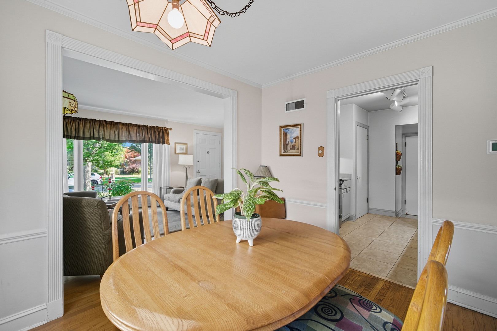 1015 Arthur Street, Park Ridge, IL 60068