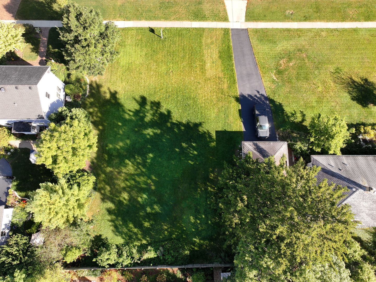 114 W Prairie Avenue, Wheaton, IL 60187