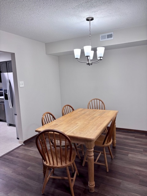 7737 W Golf Drive #101, Palos Heights, IL 60463