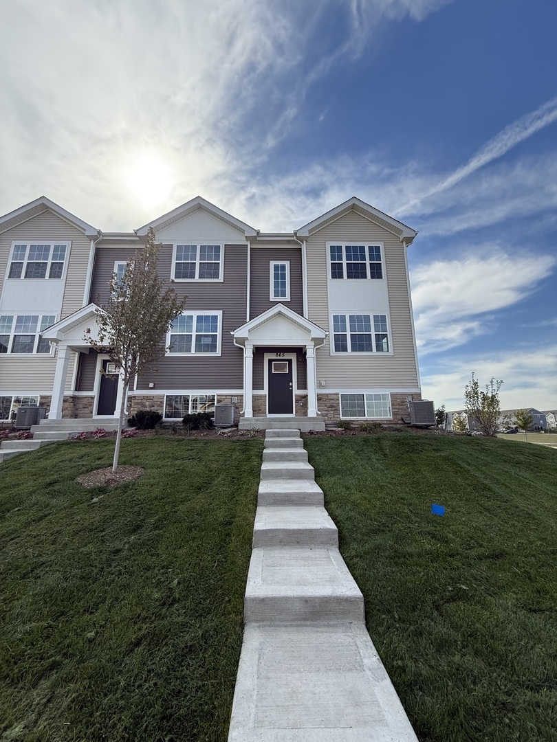 865 Briar Glen Court, Hampshire, IL 60140