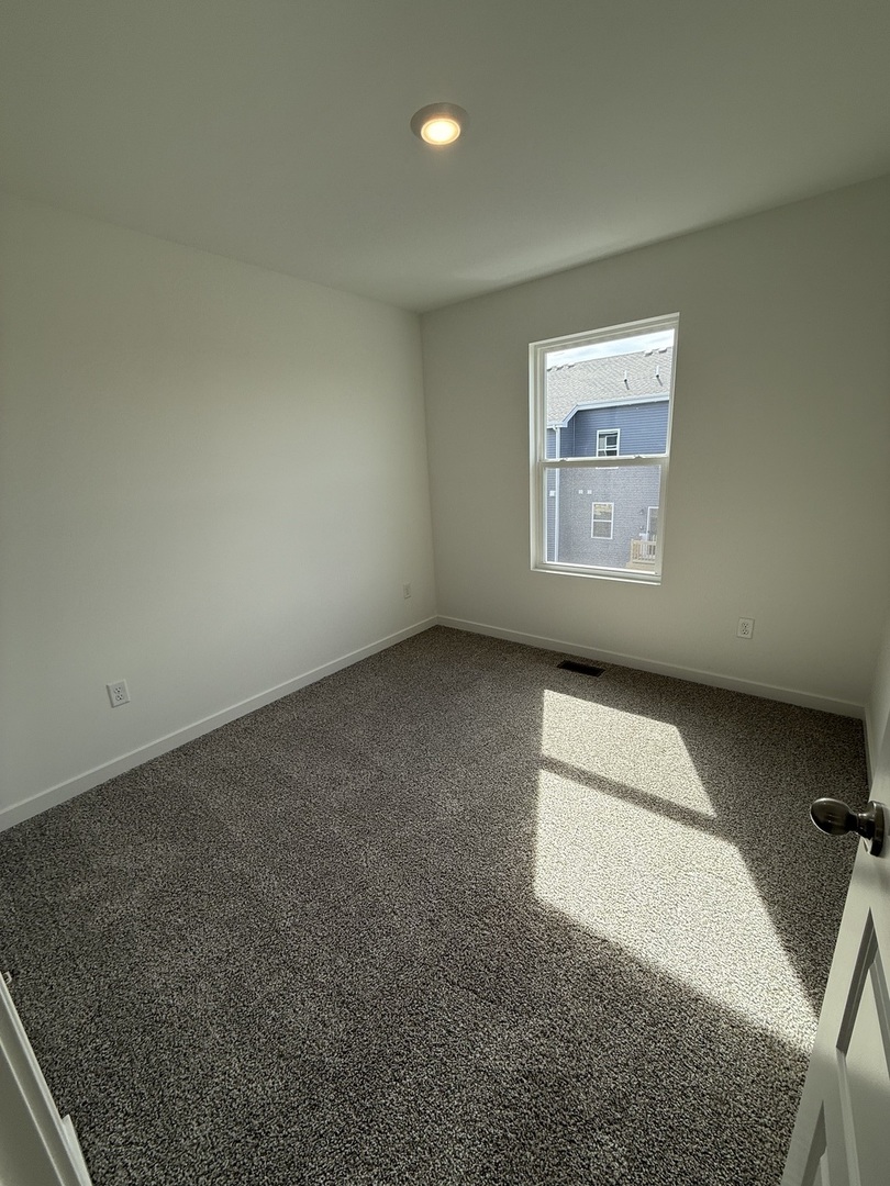 865 Briar Glen Court, Hampshire, IL 60140