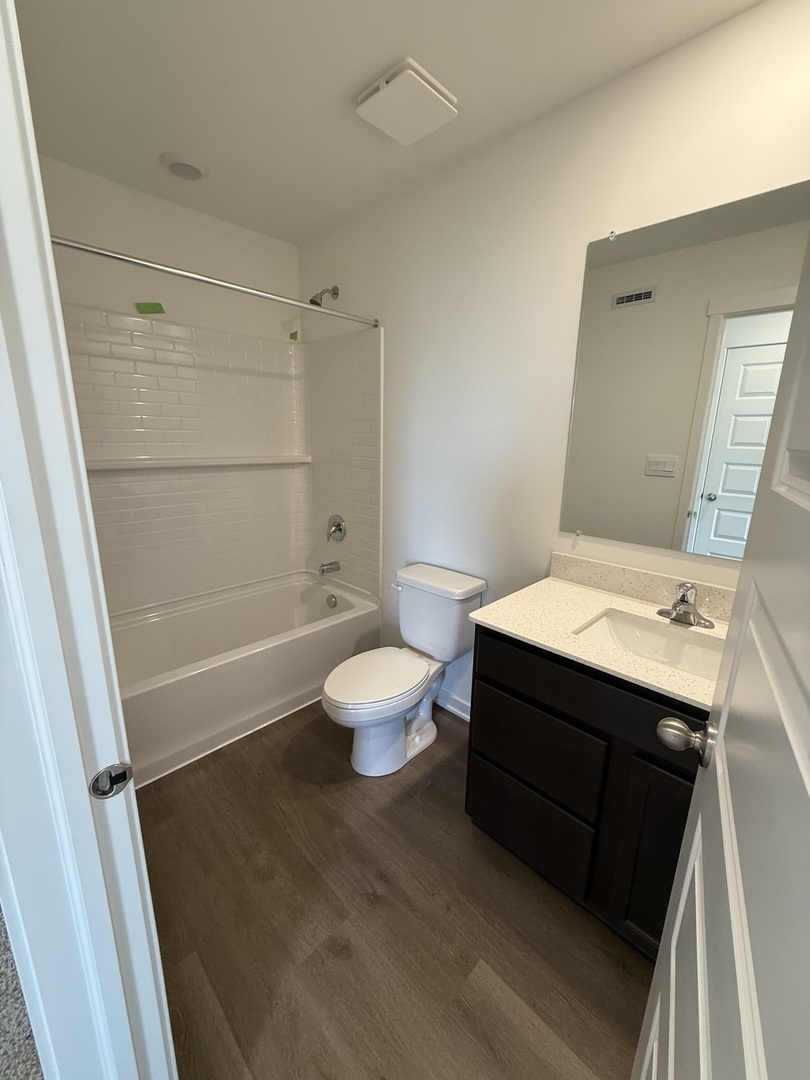 865 Briar Glen Court, Hampshire, IL 60140