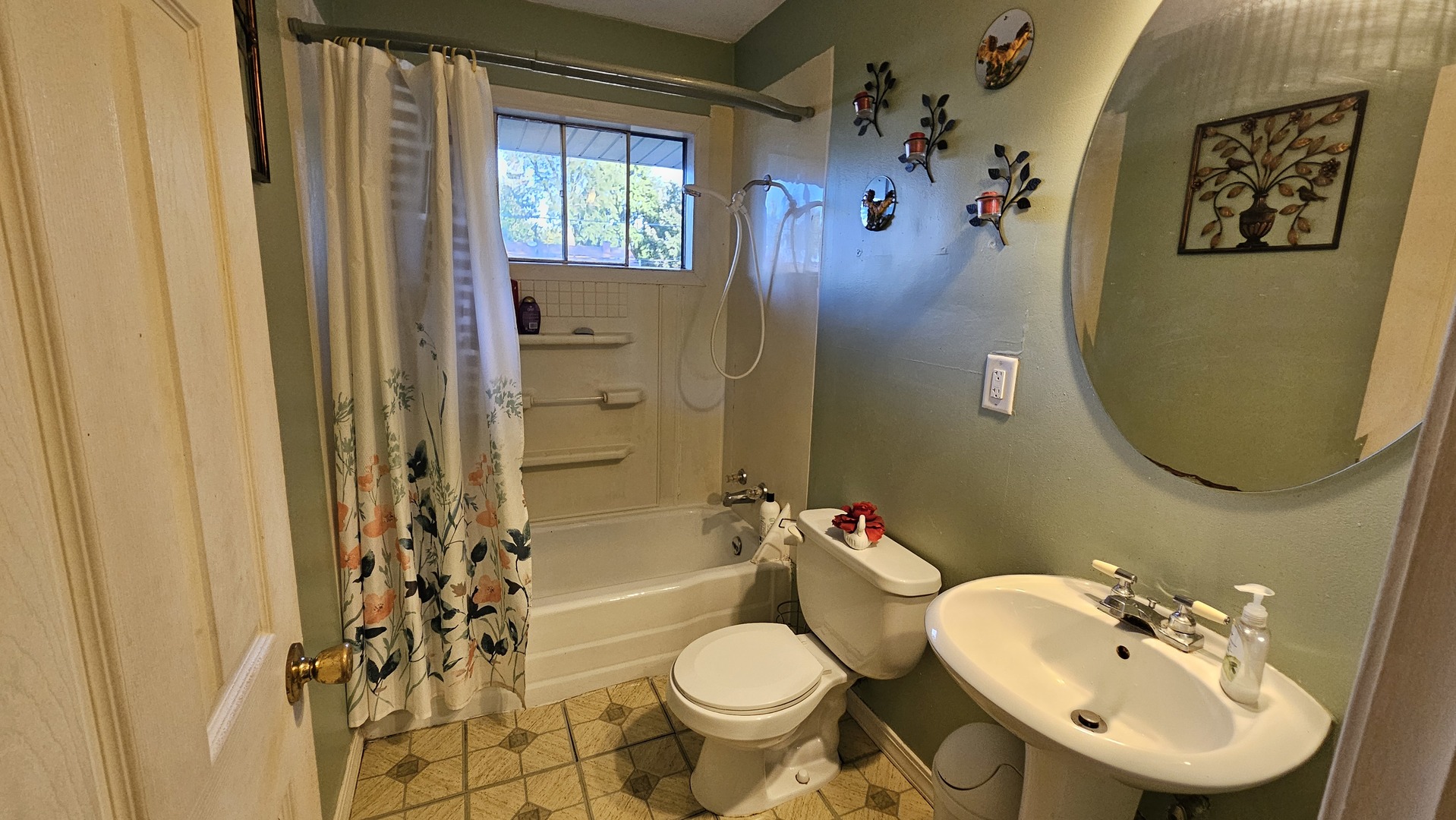 1116 Winthrop Avenue, Joliet, IL 60435