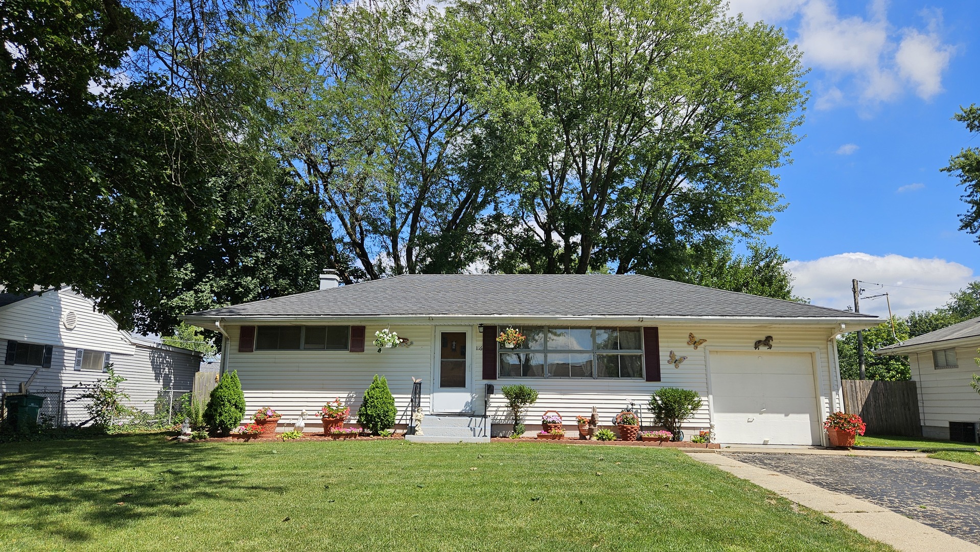 1116 Winthrop Avenue, Joliet, IL 60435