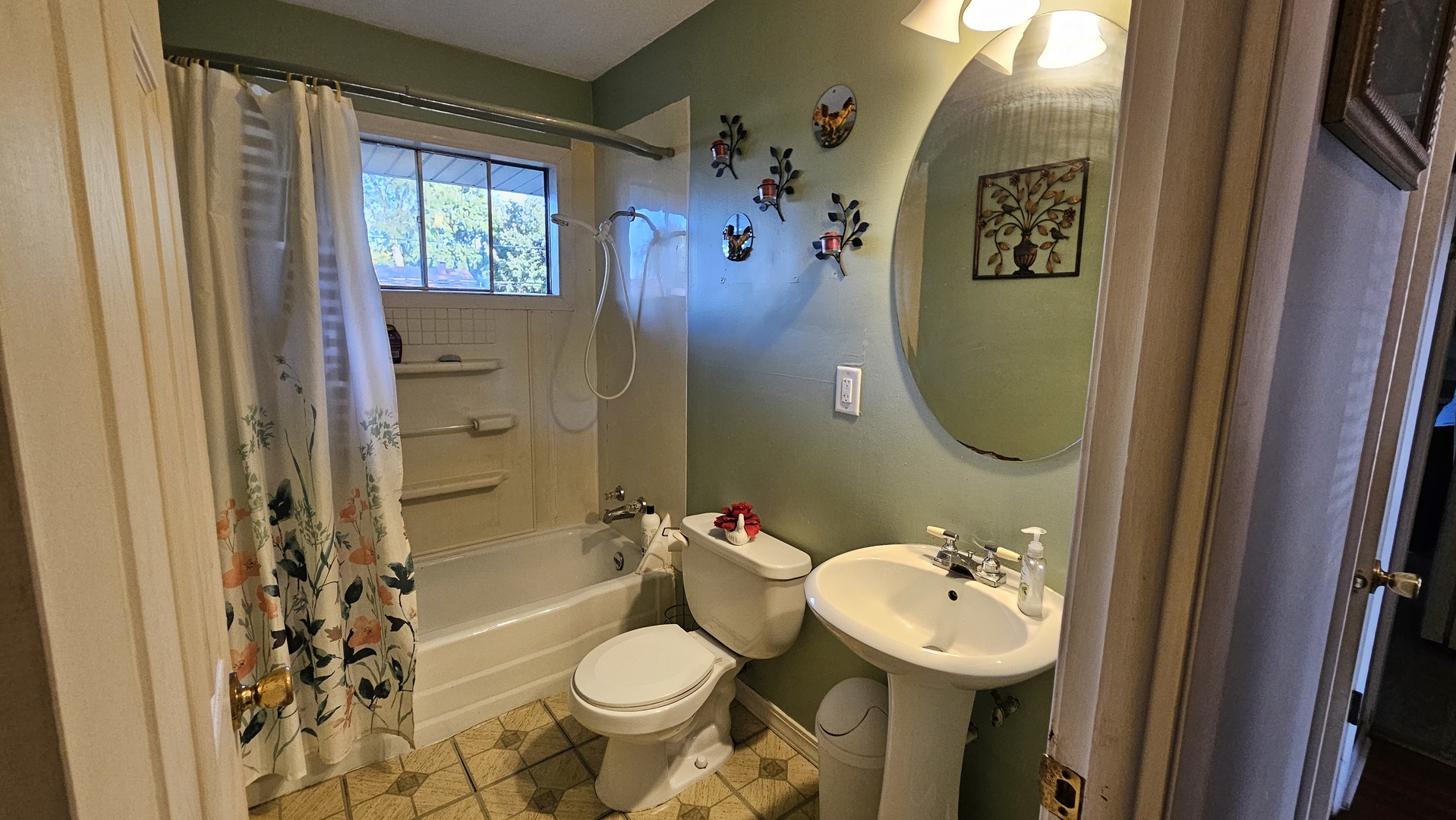 1116 Winthrop Avenue, Joliet, IL 60435