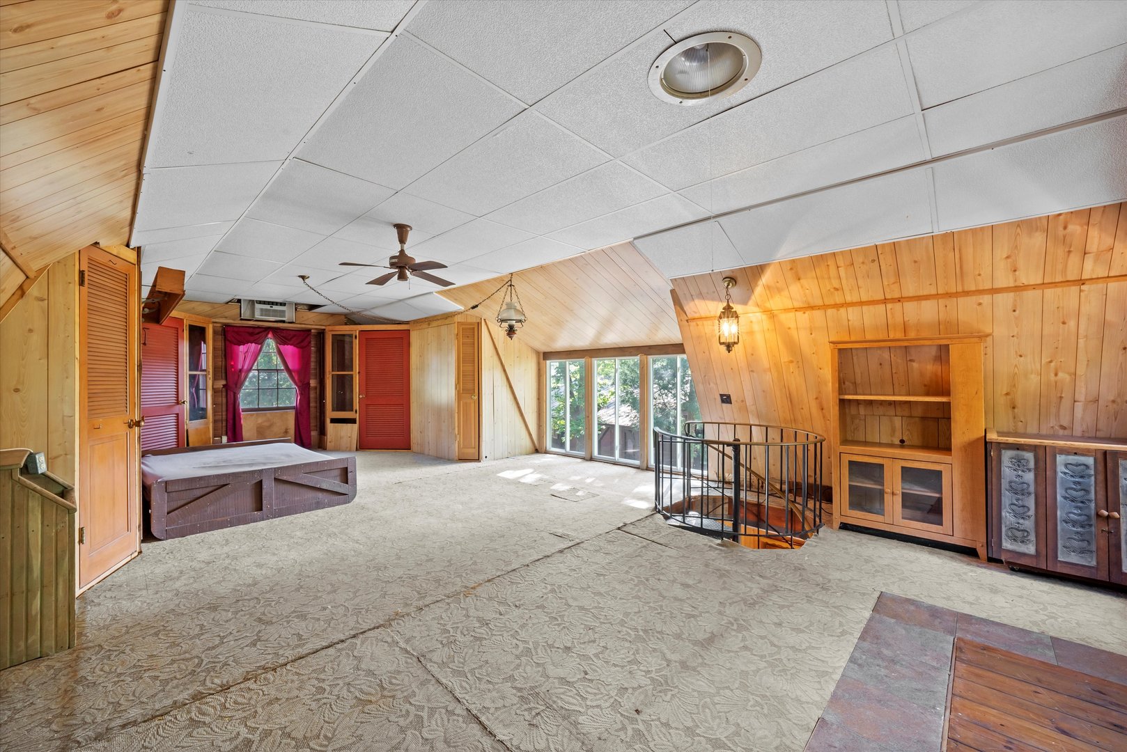 19953 W Grand Avenue, Lindenhurst, IL 60046