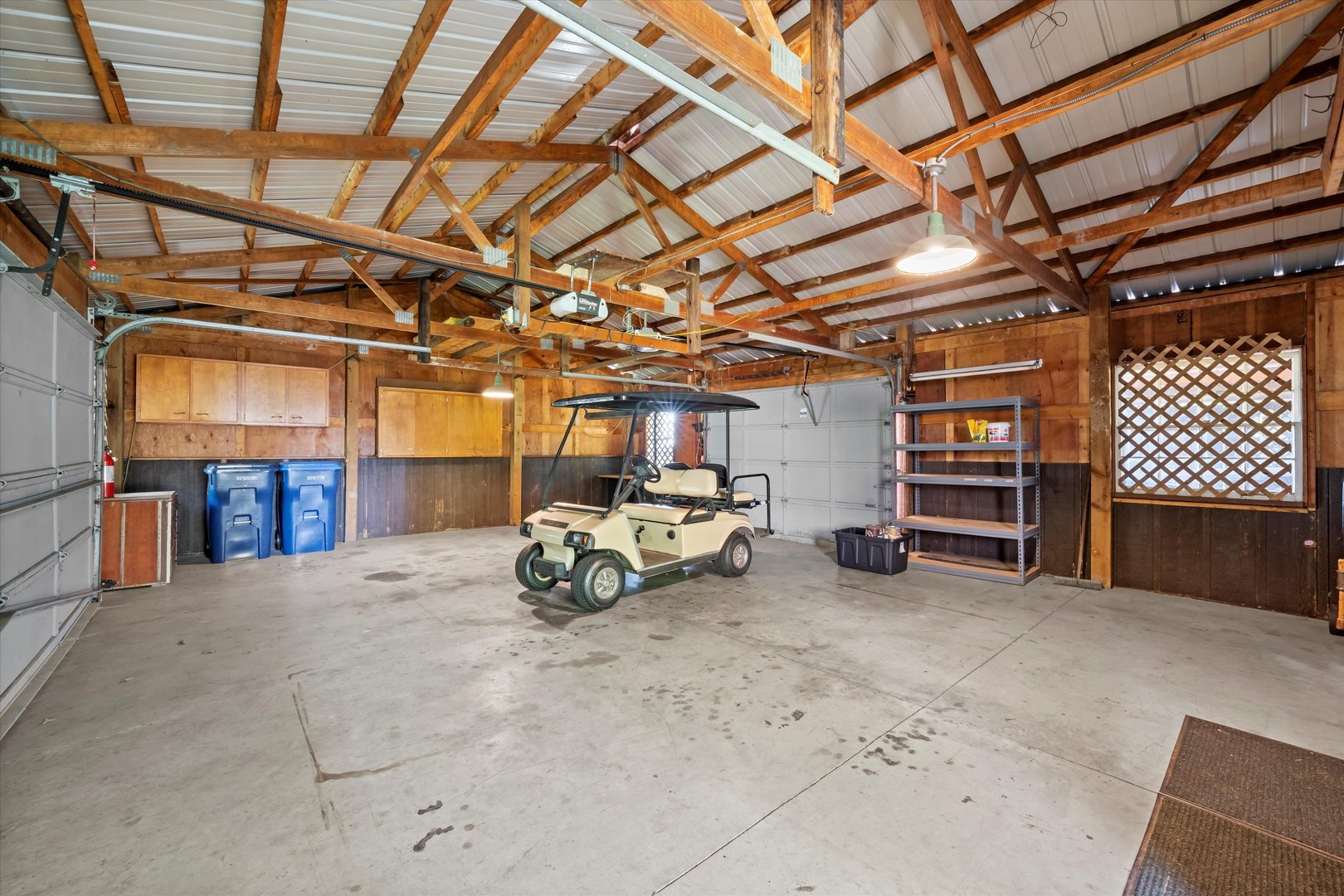 19953 W Grand Avenue, Lindenhurst, IL 60046