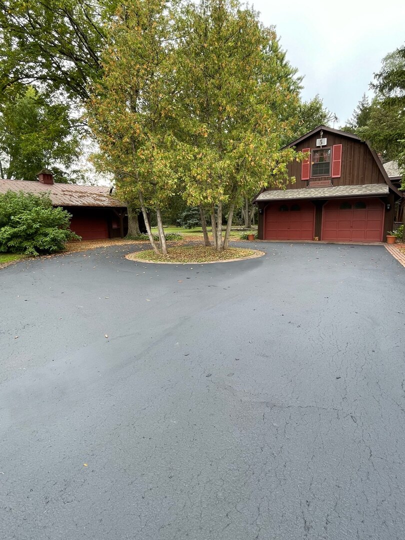19953 W Grand Avenue, Lindenhurst, IL 60046