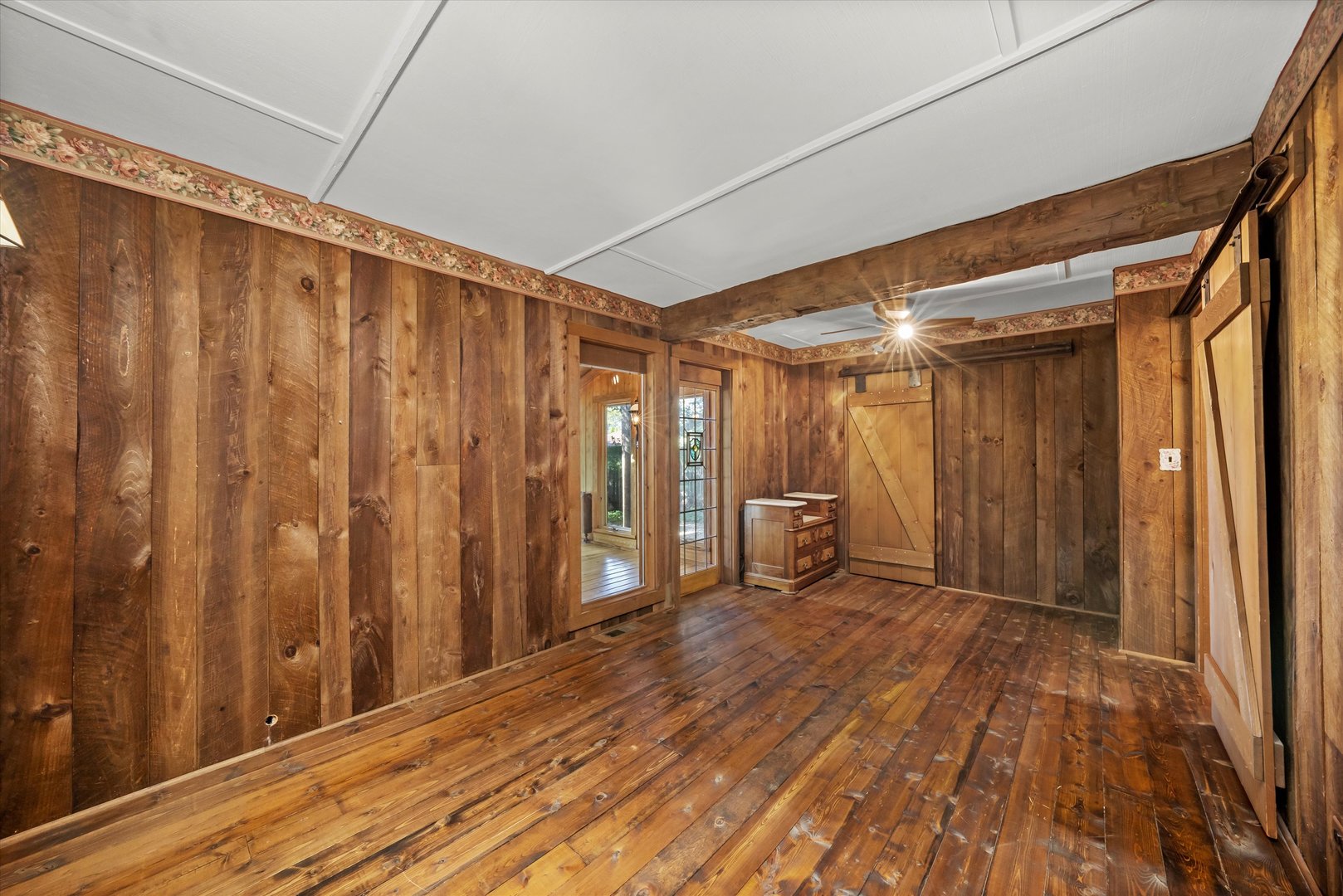 19953 W Grand Avenue, Lindenhurst, IL 60046