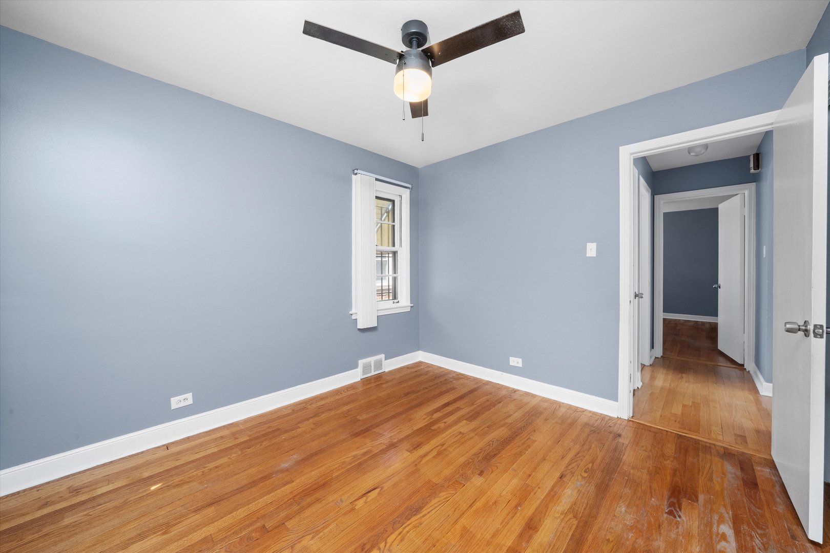 3905 W 81st Place, Chicago, IL 60652