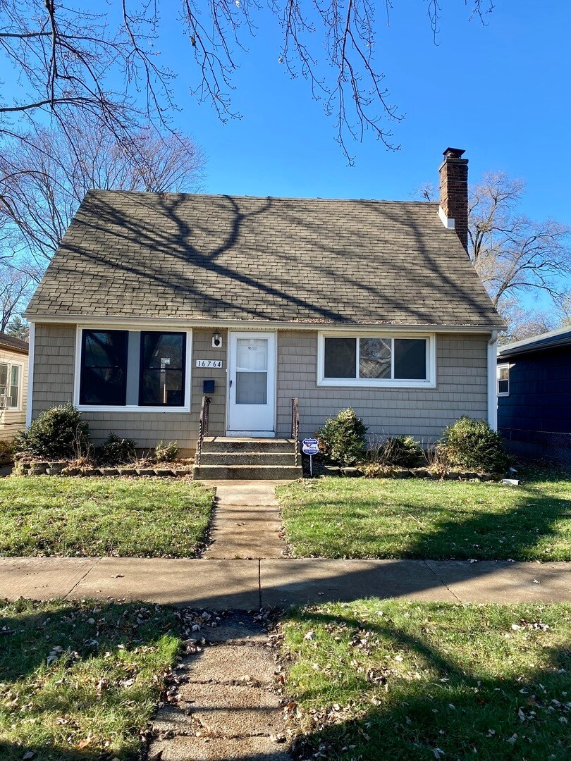 16764 Trapet Avenue, Hazel Crest, IL 60429