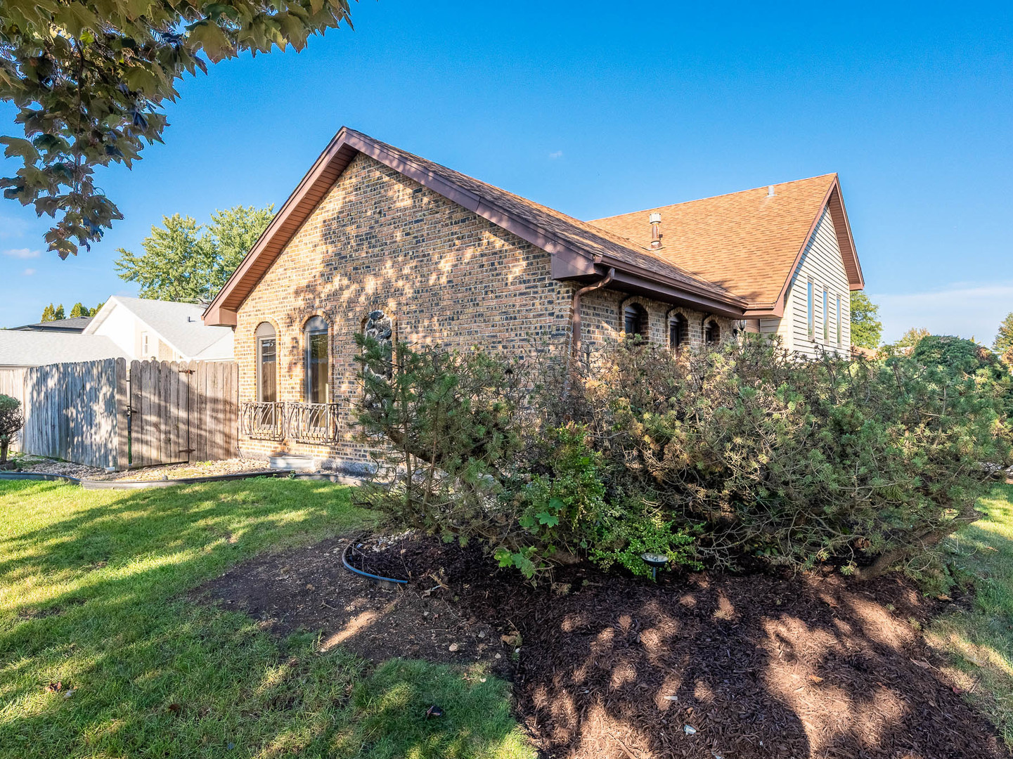 339 S Dorchester Avenue, Glenwood, IL 60425