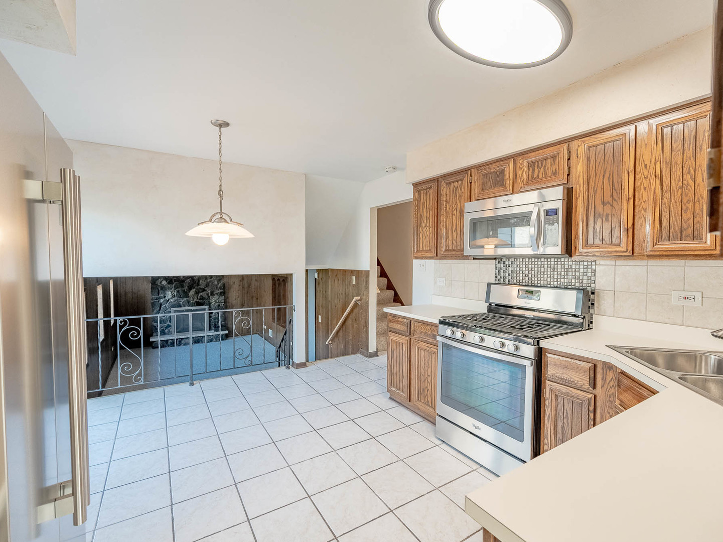 339 S Dorchester Avenue, Glenwood, IL 60425