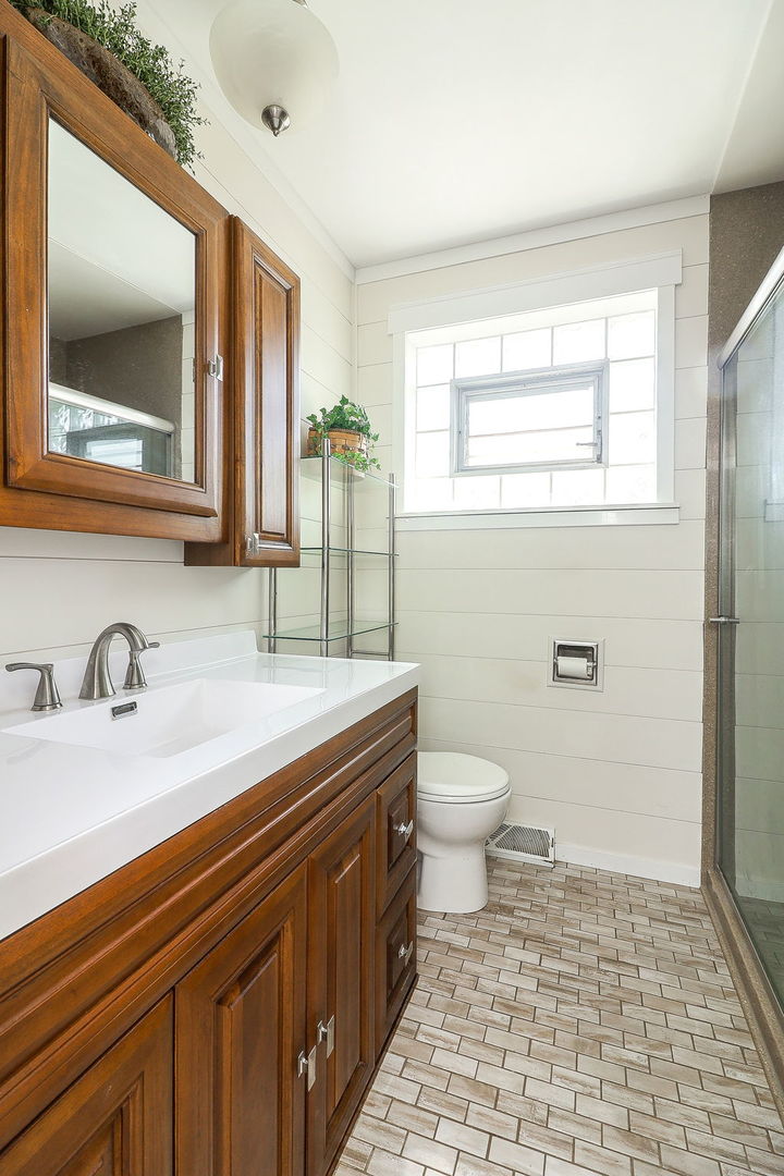 611 Houston, Lemont, IL 60439