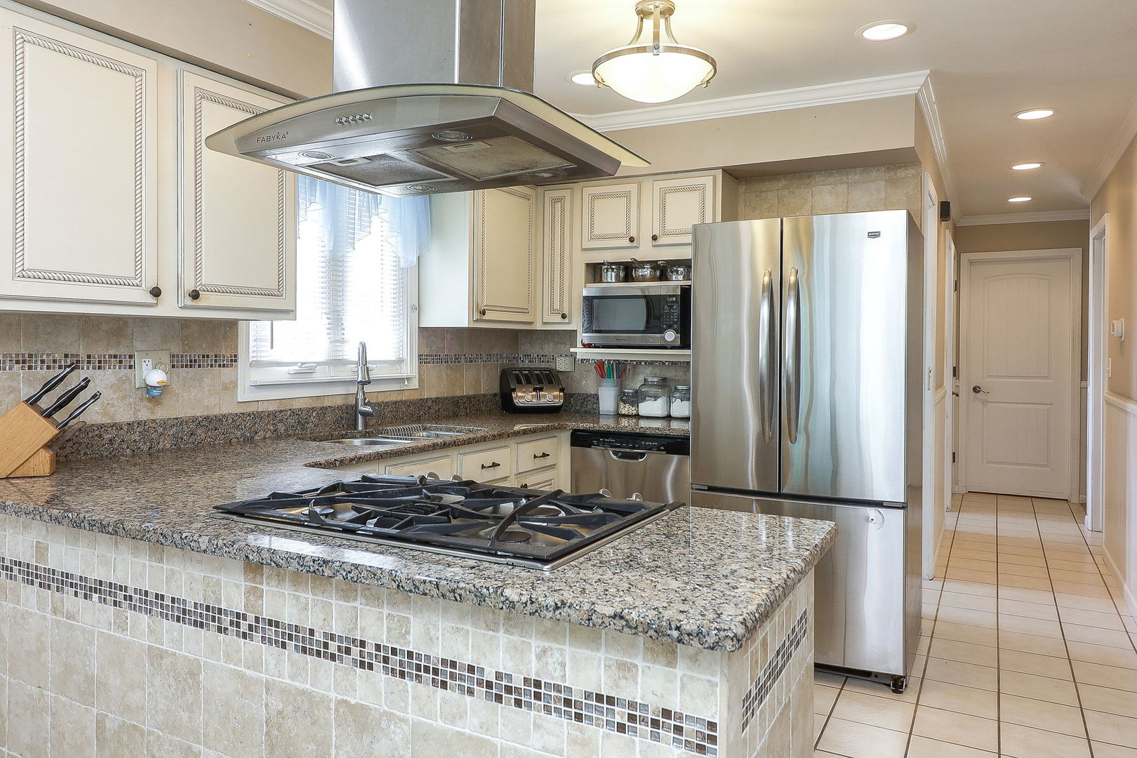 611 Houston, Lemont, IL 60439