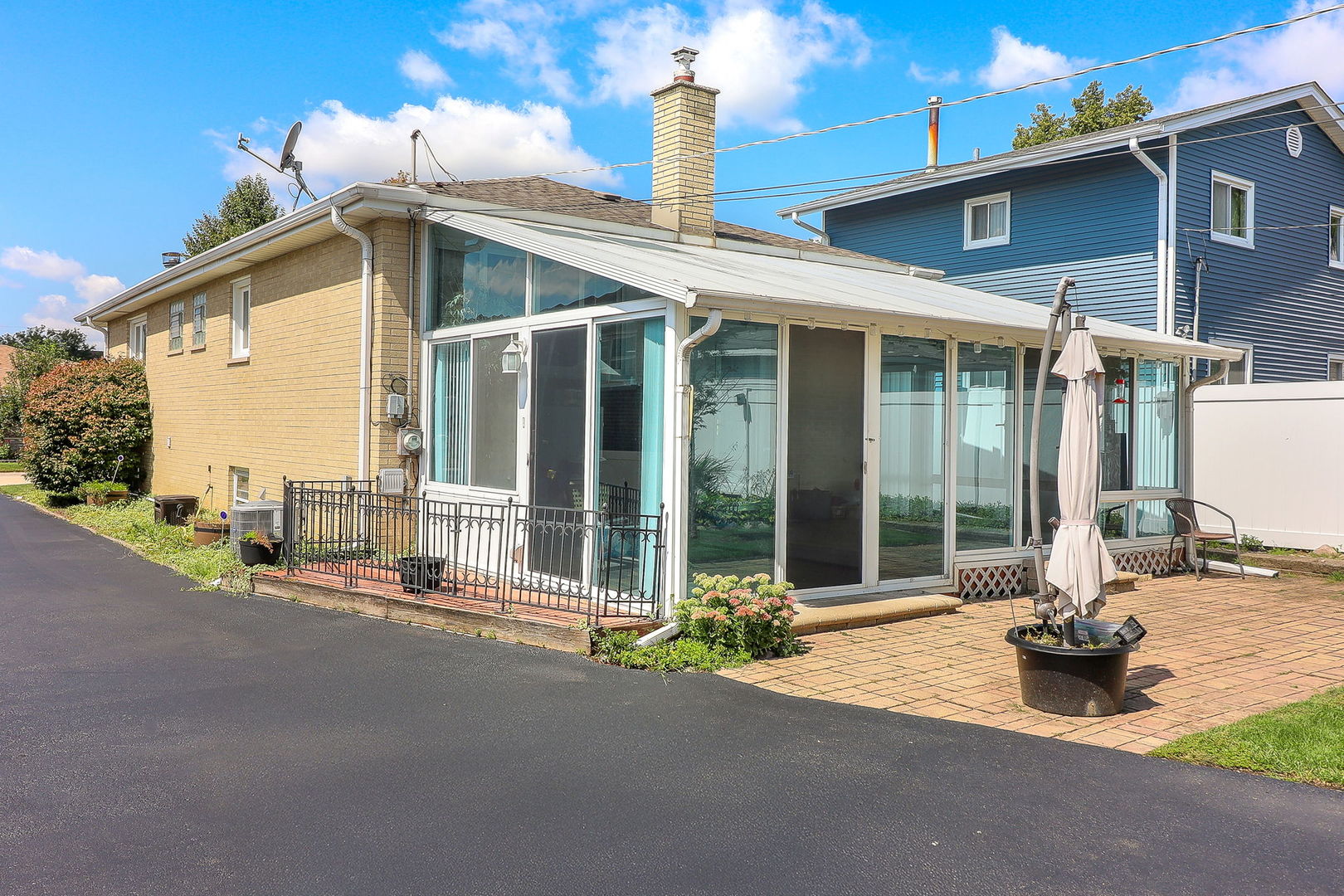 611 Houston, Lemont, IL 60439