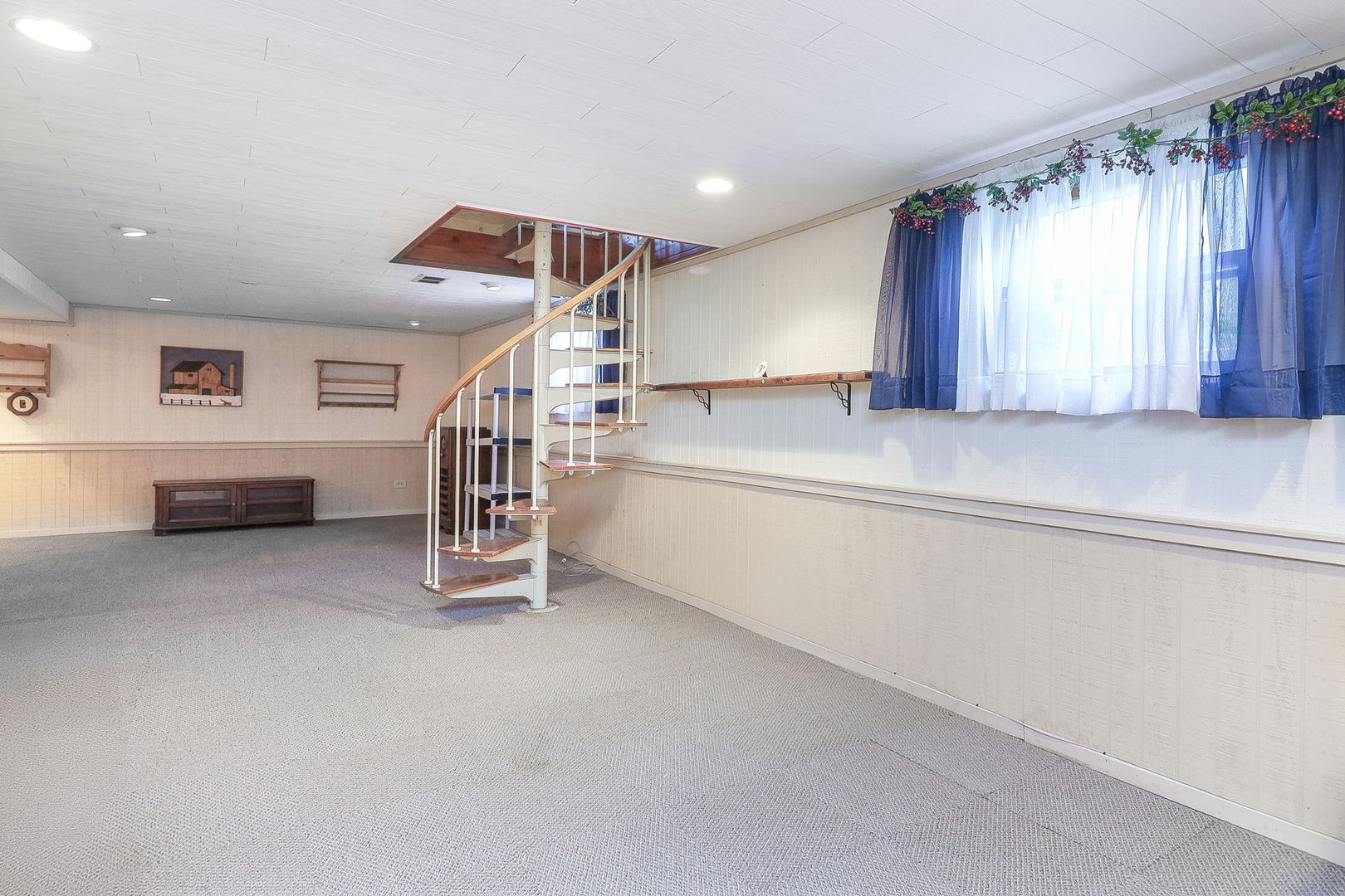 611 Houston, Lemont, IL 60439