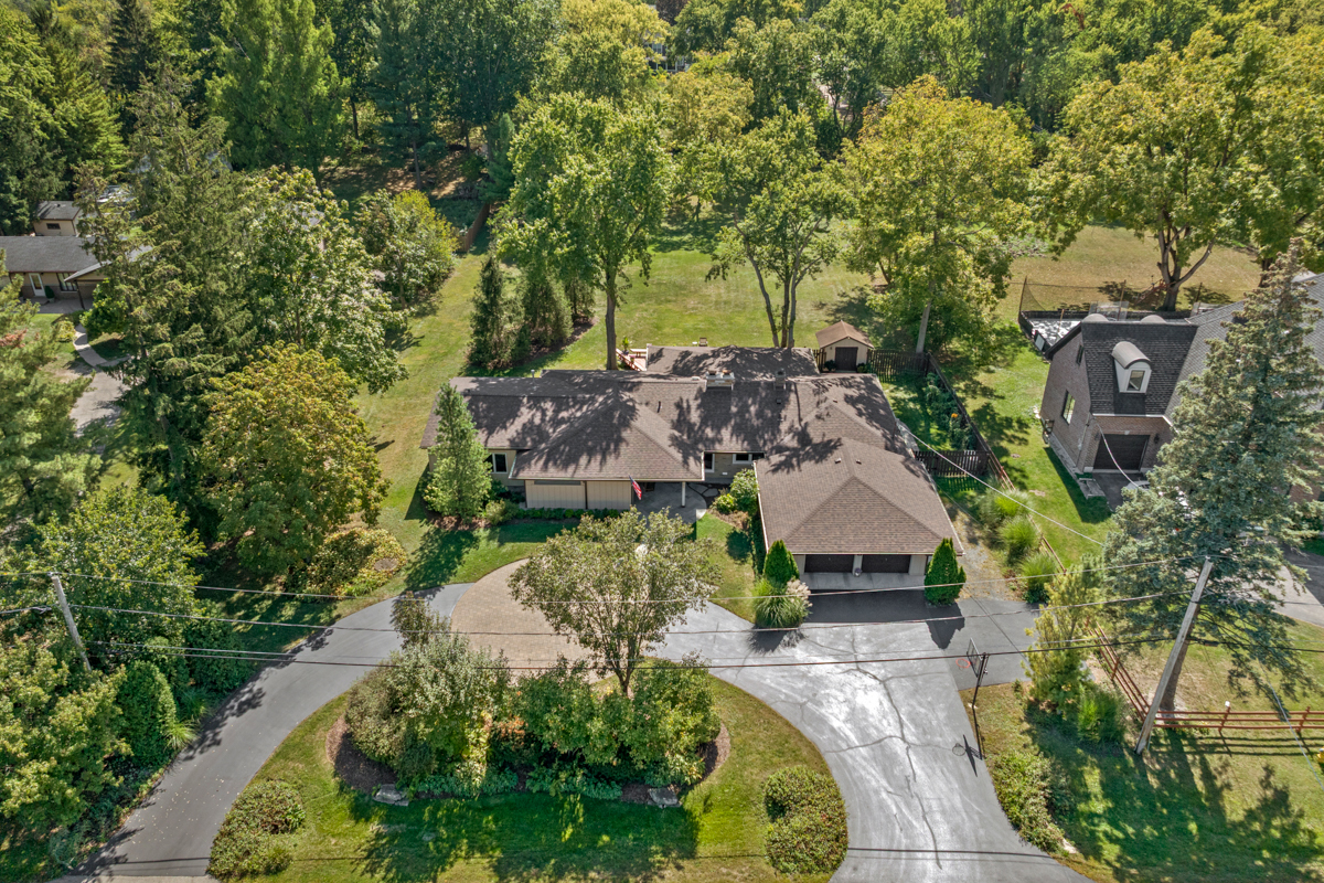 16280 W Woodbine Circle, Vernon Hills, IL 60061