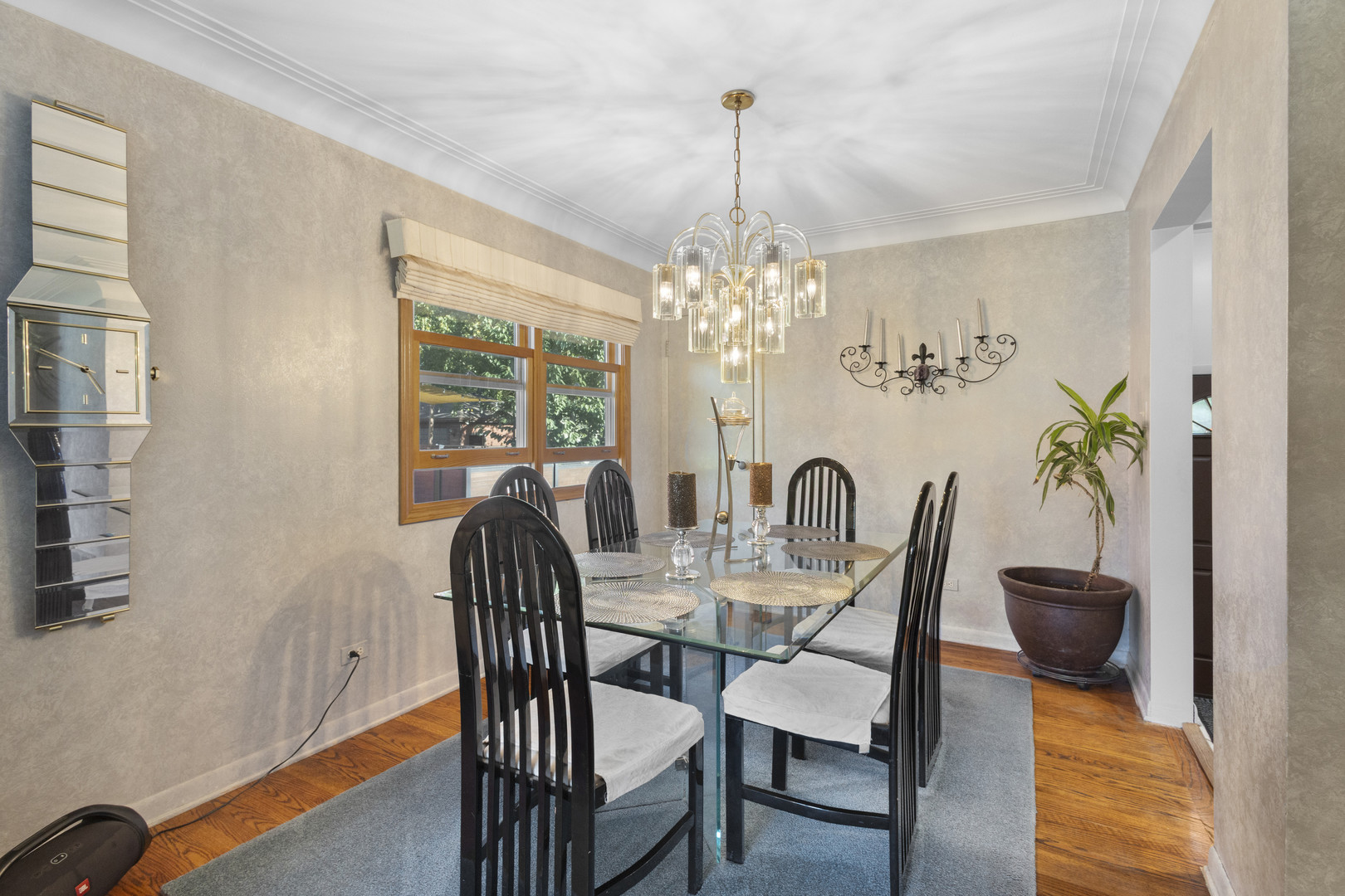 635 W Kenilworth Avenue, Palatine, IL 60067