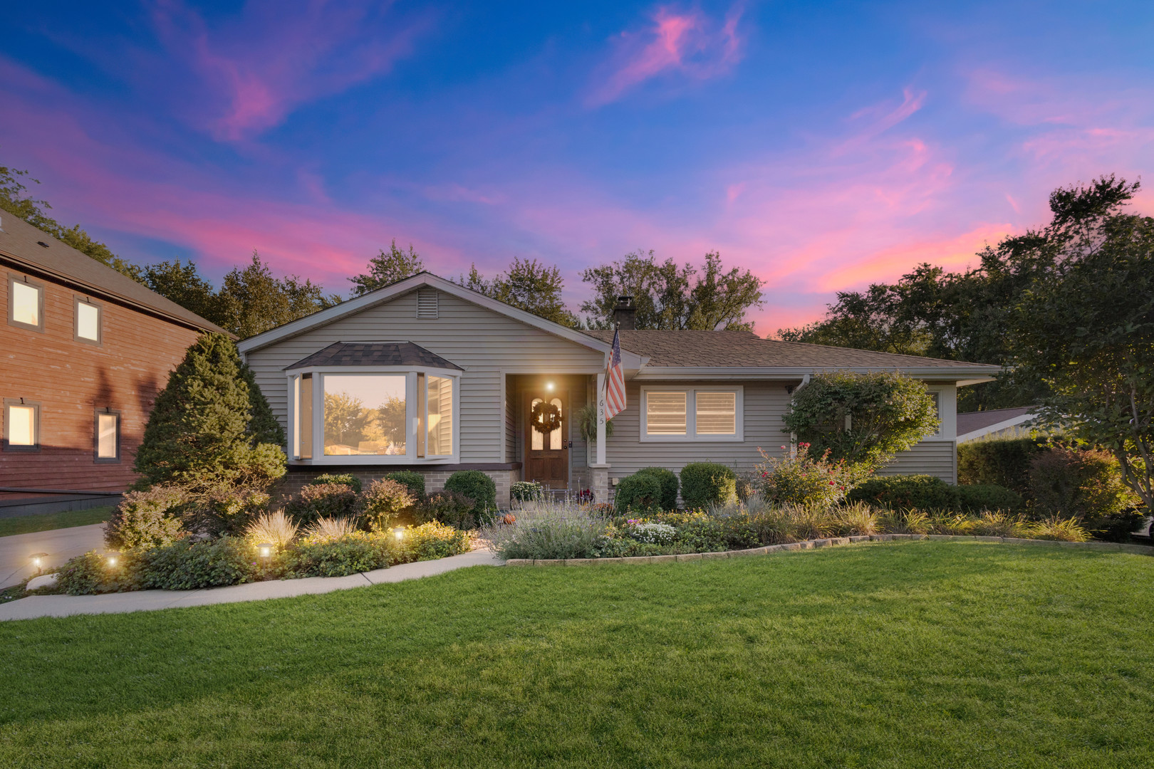 635 W Kenilworth Avenue, Palatine, IL 60067