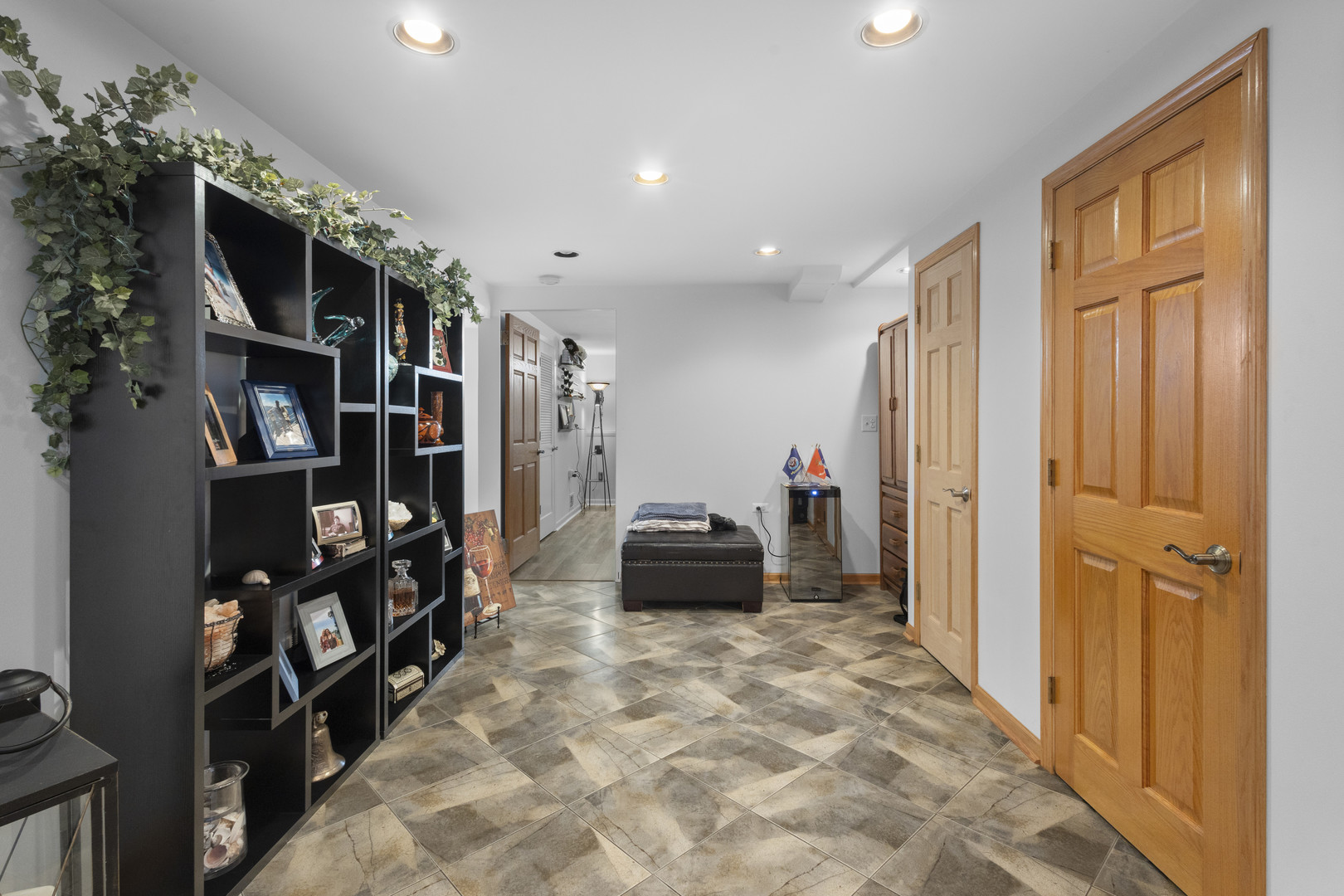 635 W Kenilworth Avenue, Palatine, IL 60067